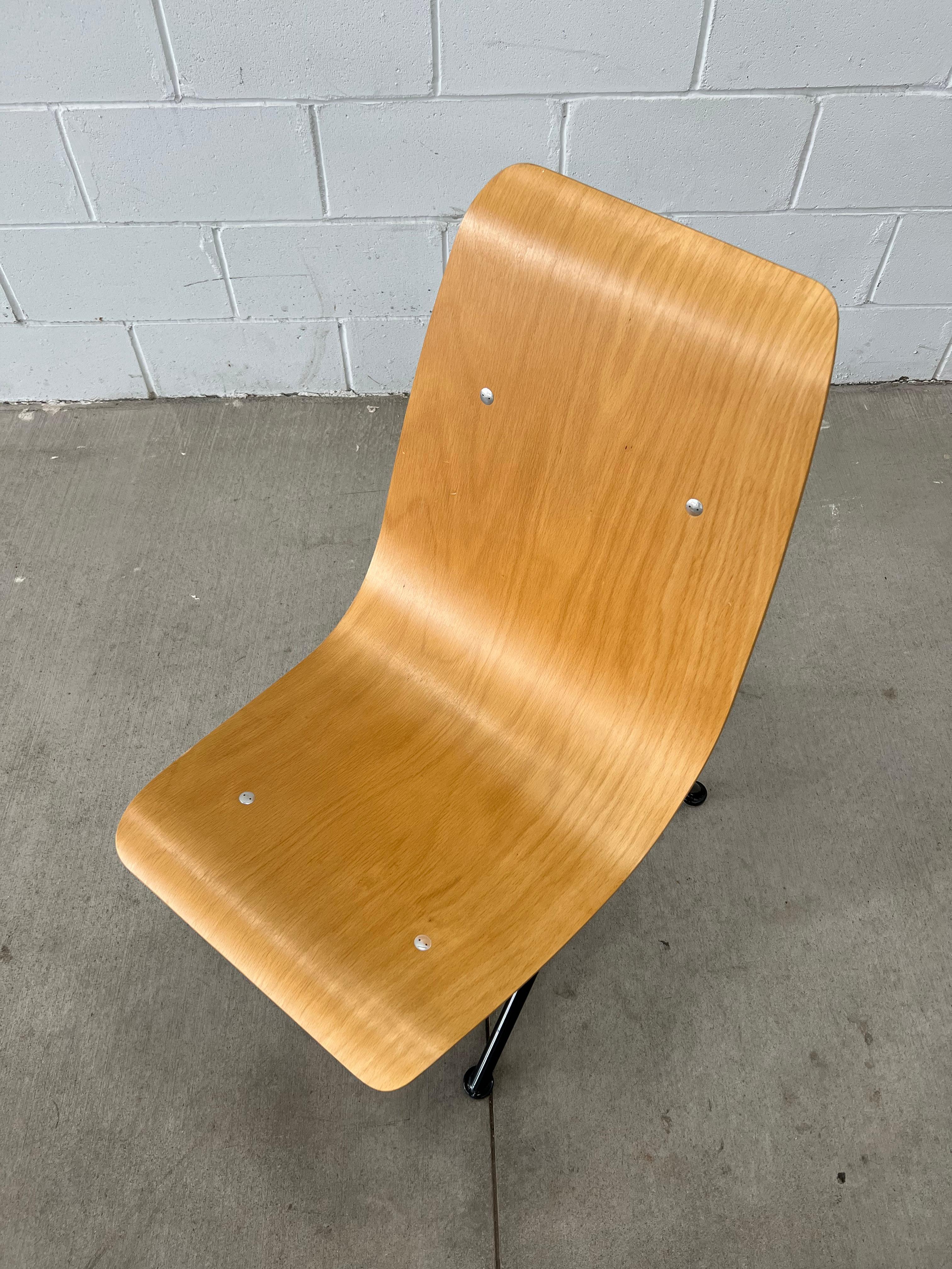 Métal Chaise longue Antony de Jean Prouvé pour Vitra
