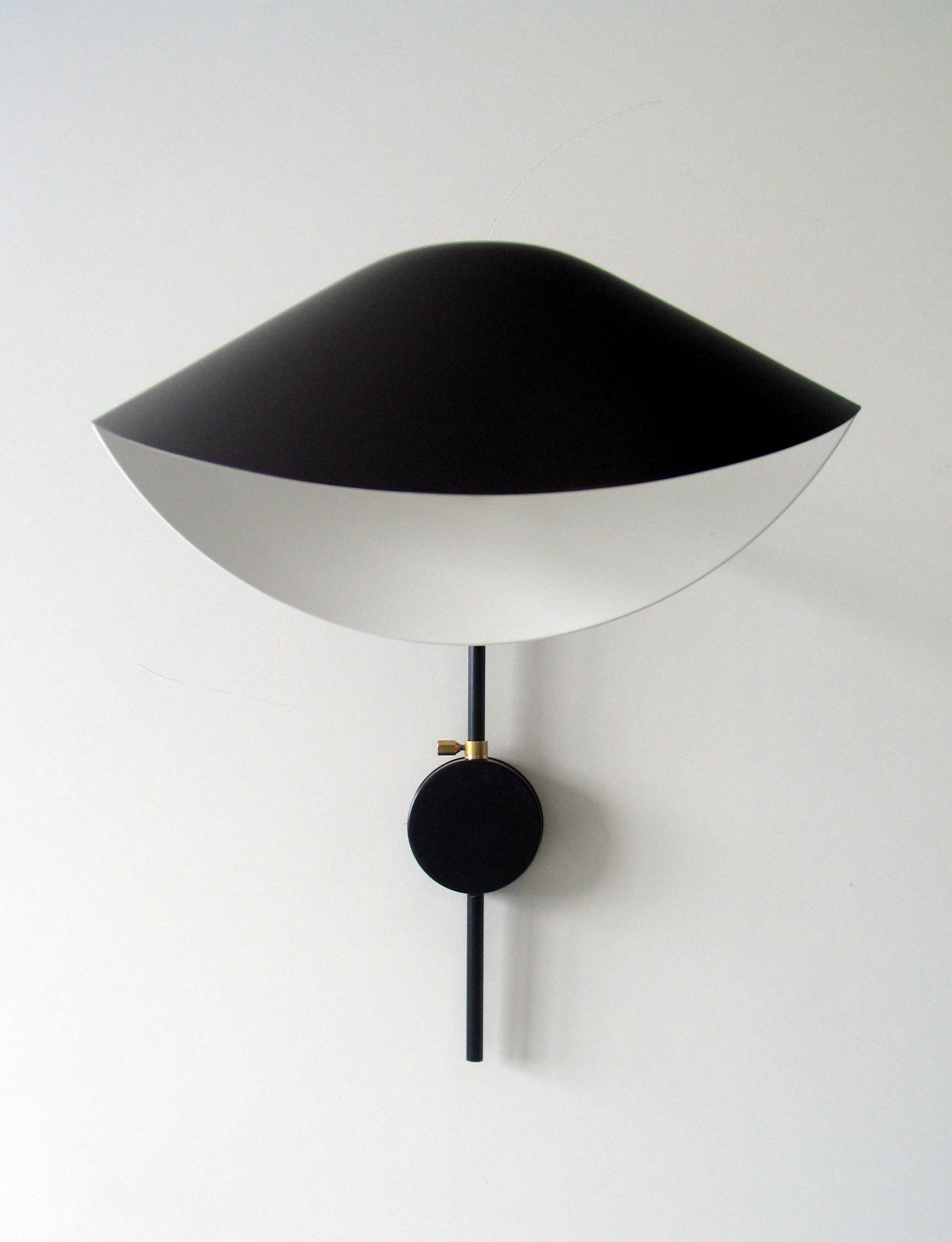 Serge Mouille - Antony Sconce in Black  In New Condition For Sale In Stratford, CT