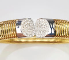 Antora Tubogas 18k  Gold and Large Double head Diamond Bracelet