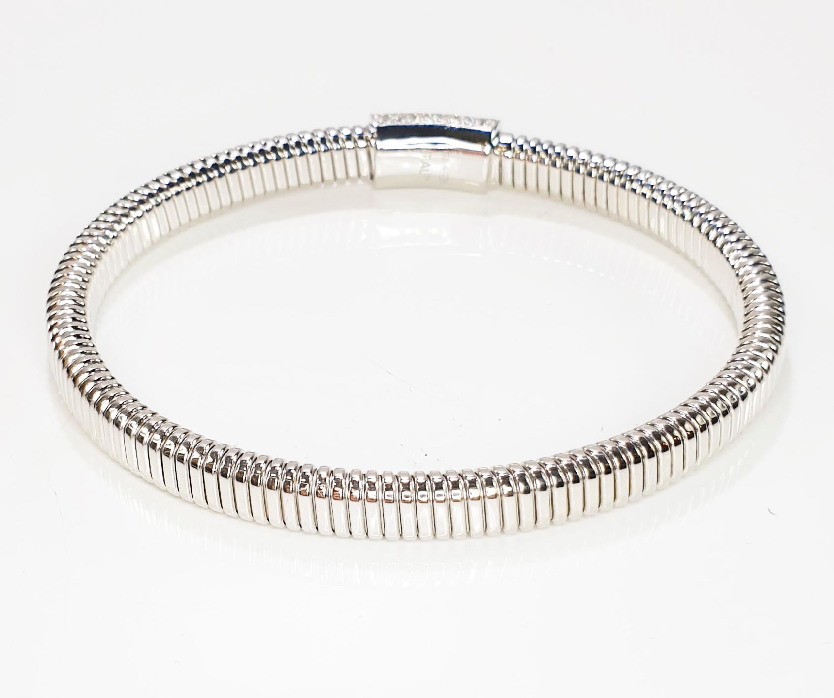 Taglio brillante Antora Tubogas 18 Karat White Gold and Diamonds bracelet in vendita