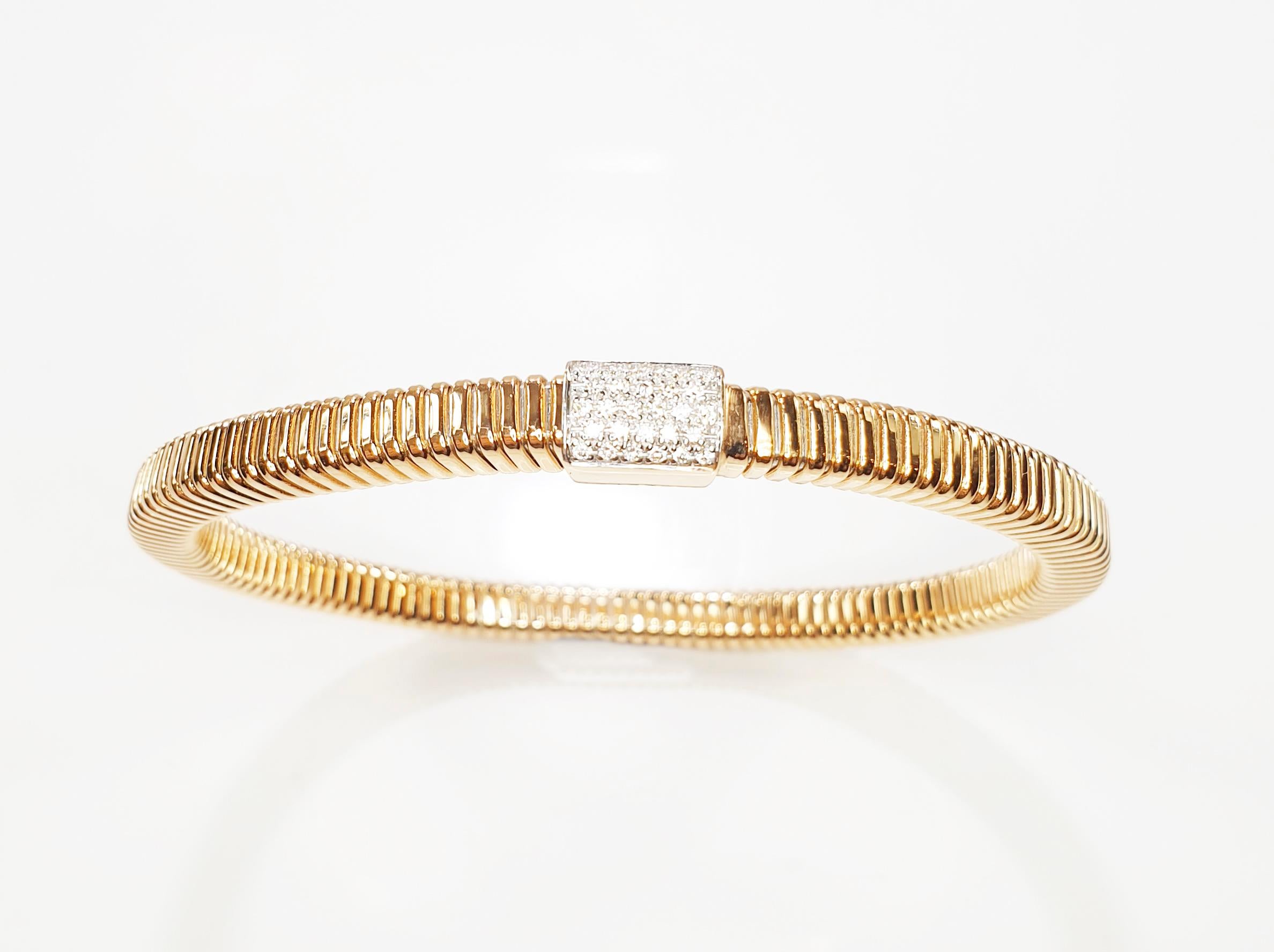 Contemporain Antora Tubogas Bracelet en or 18 carats et diamants avec diamants en vente