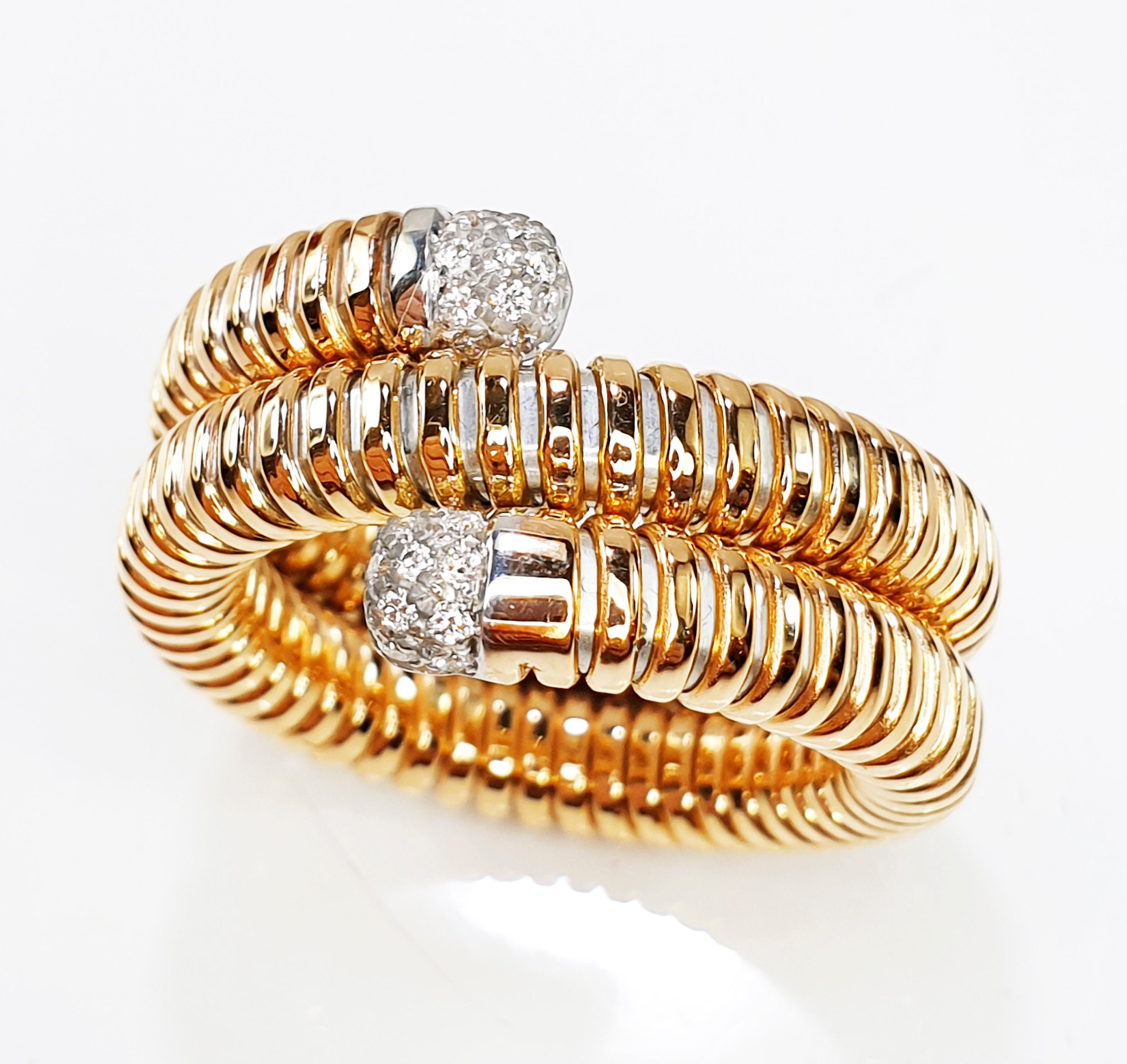 Contemporary Antora Tubogas 18k Rose Gold and Pavée Diamonds Ring For Sale