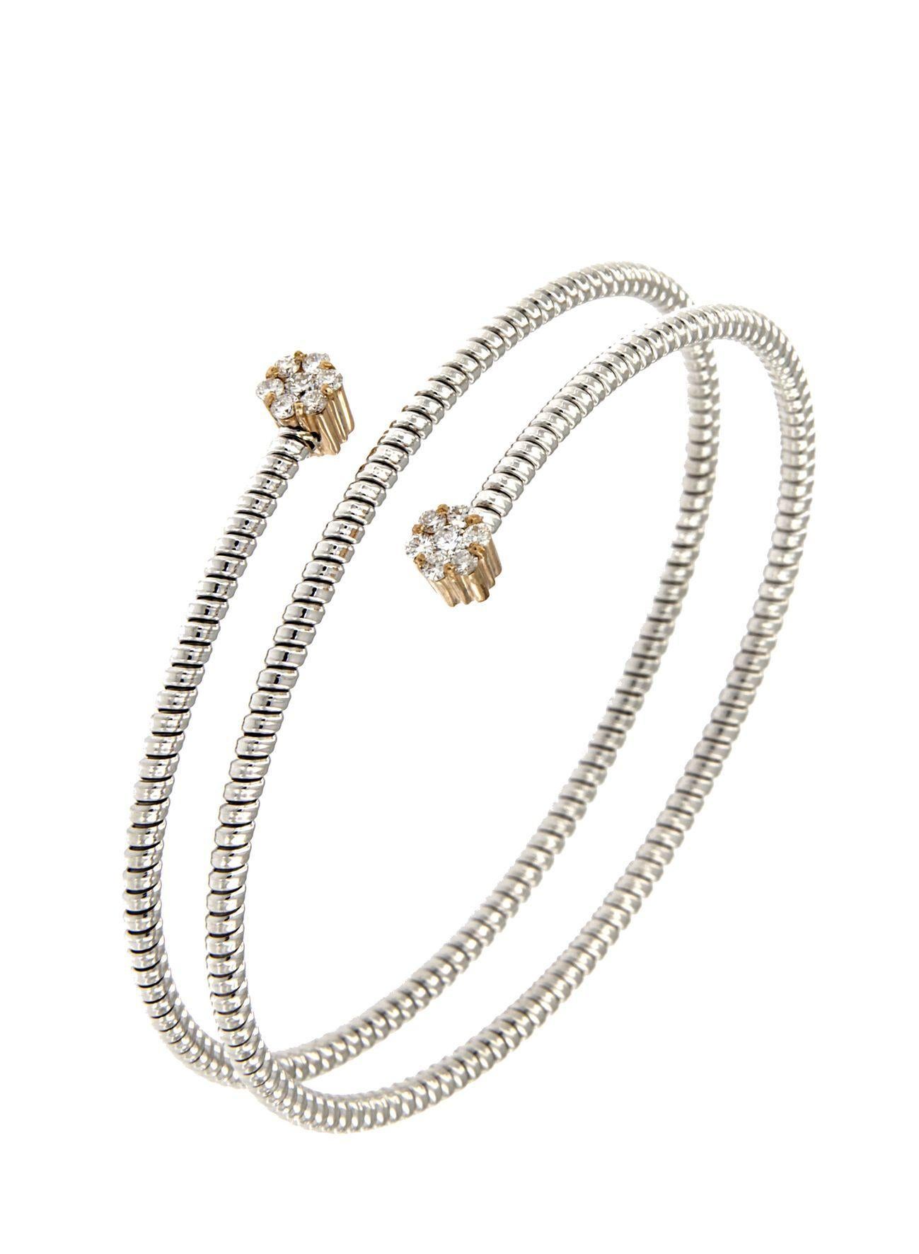 Bracciale flessibile e adattabile con lavorazione tubogas che 
Si adatta a polsi di 7,87 pollici di dimensioni medie e grandi
Disponibile in tre colori di oro, giallo, bianco e rosa.
Peso dell'oro 5,80GR e diamanti 0,15Carati
Il video è un