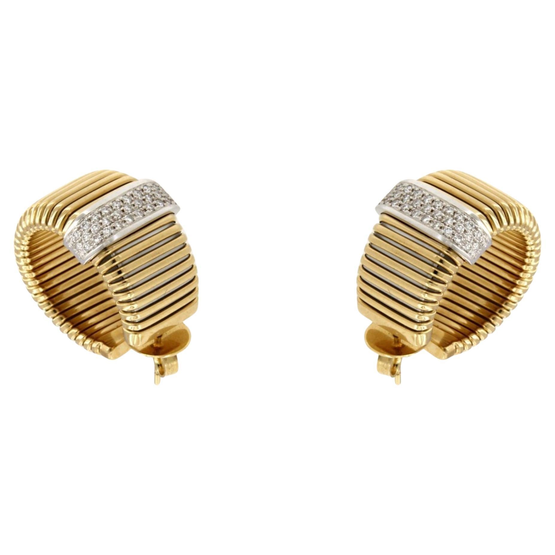 Pendientes Antora Tubogas de oro amarillo de 18k y pavé de diamantes