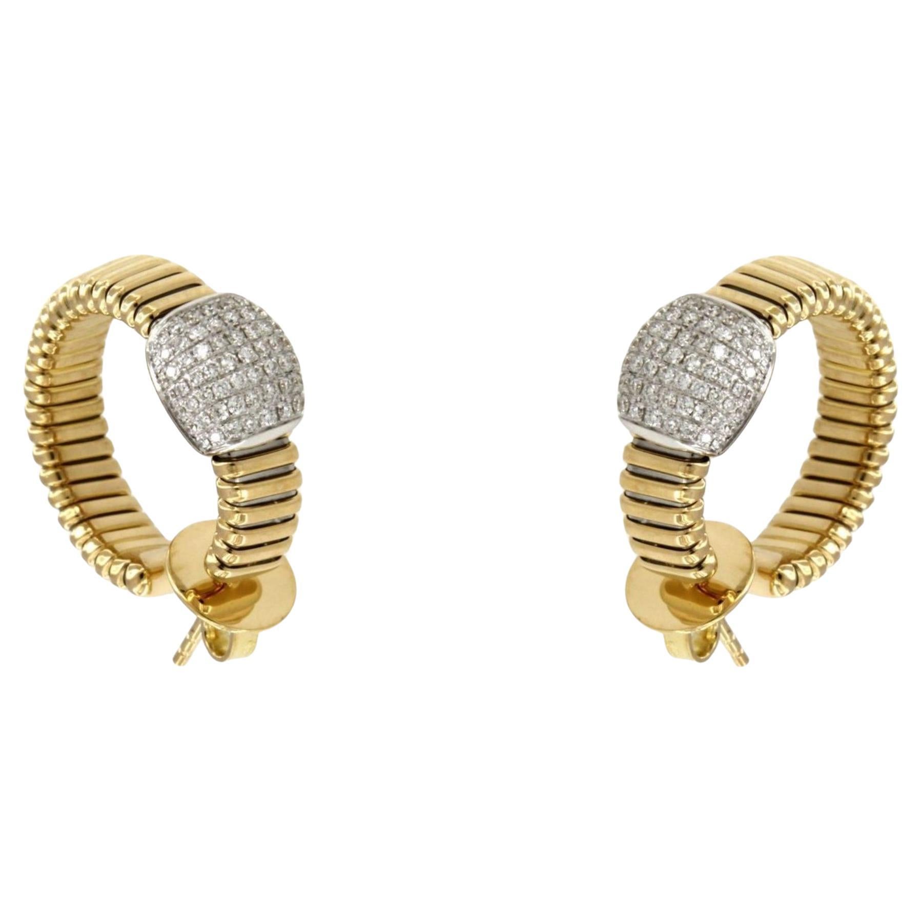Pendientes Antora Tubogas de oro amarillo de 18k y pavé de diamantes en venta