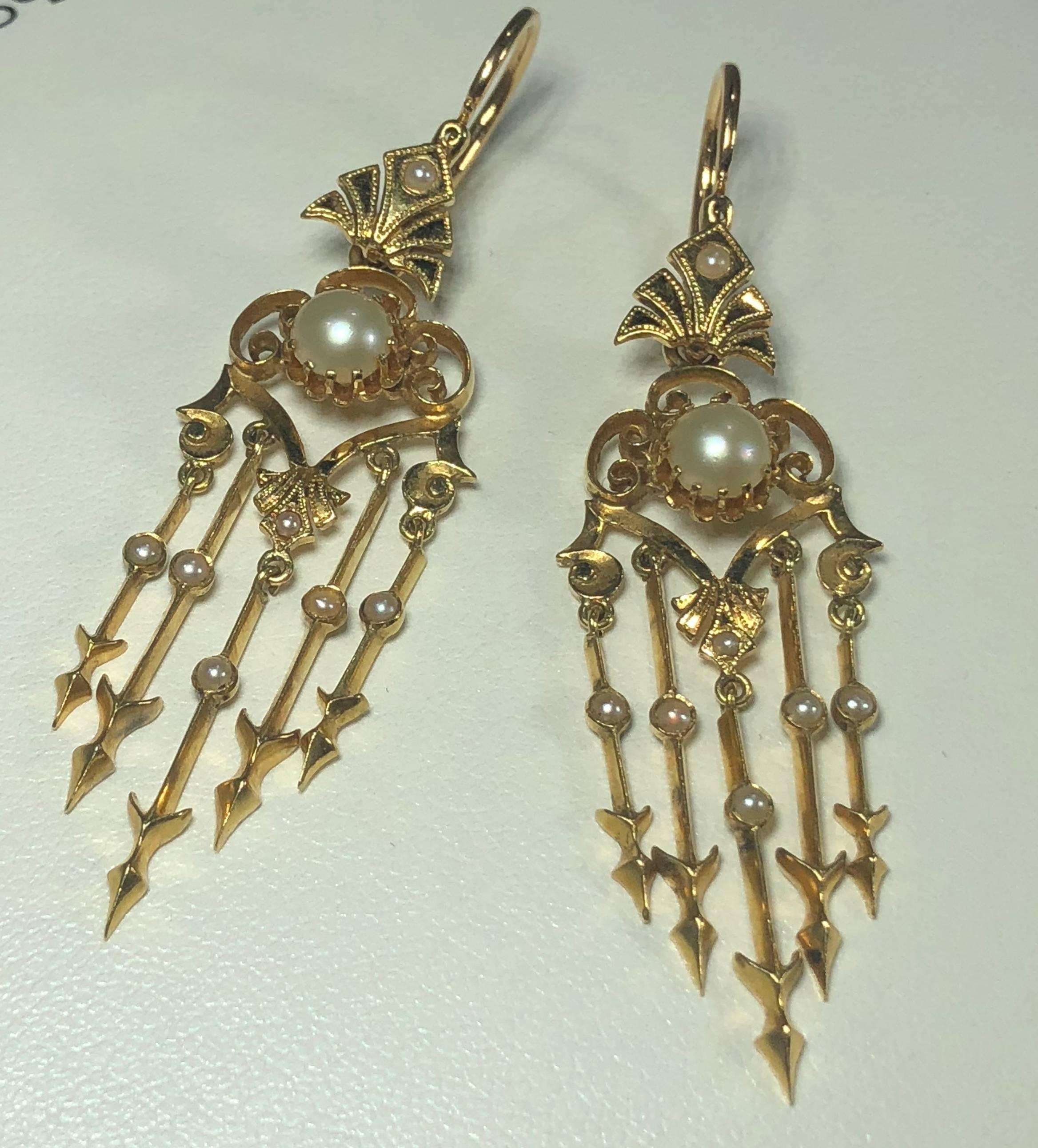 Antique Victorian 18 Karat Natural Pearl and Seed Pearl Chandelier Earrings For Sale 3