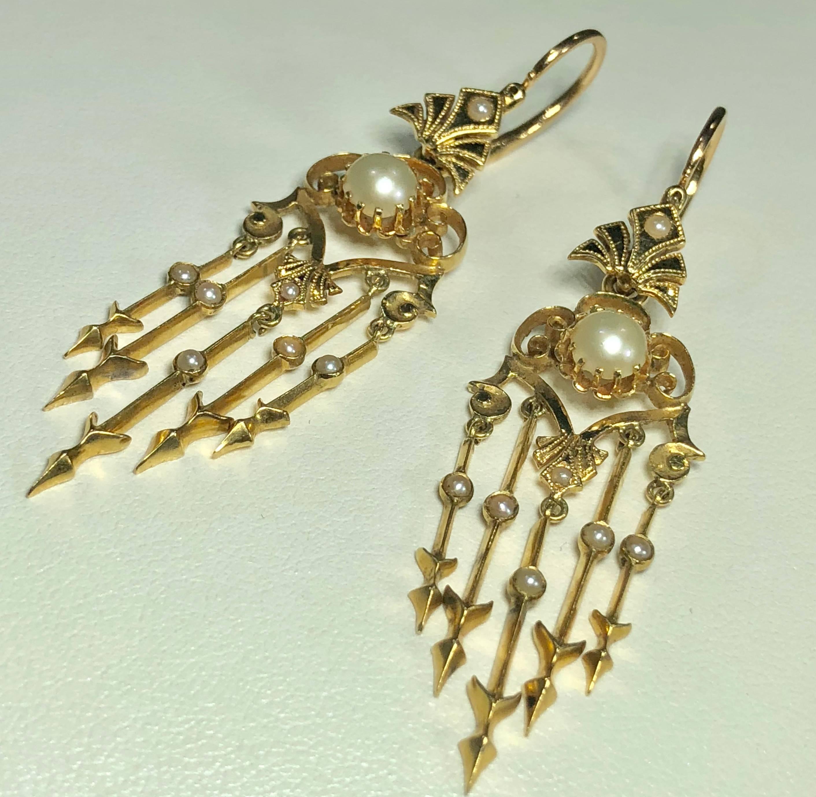 Antique Victorian 18 Karat Natural Pearl and Seed Pearl Chandelier Earrings For Sale 1