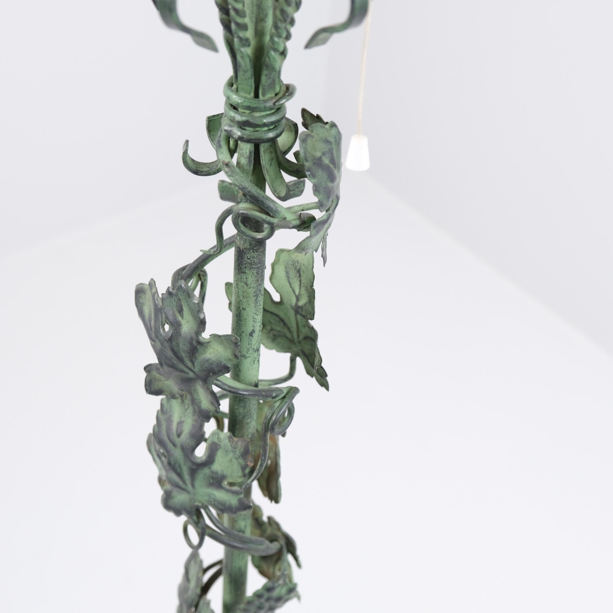 Antti Hakkarainen Green Vine Floor Lamp, 1930s-1940s, Taidetakamo A. Hakkarainen In Good Condition For Sale In Helsinki, FI