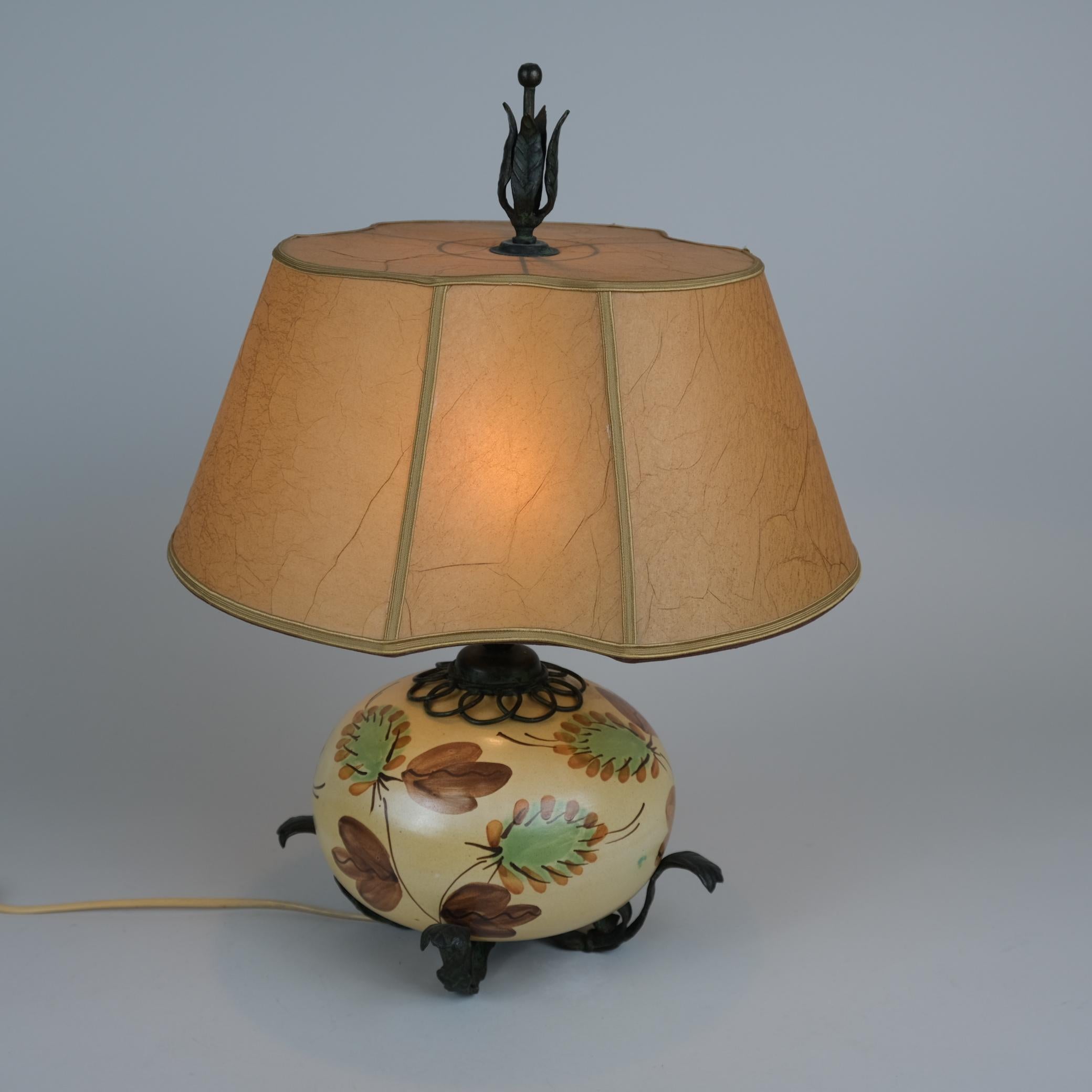 Antti Hakkarainen Table Lamp, Ceramic & Iron, Taidetakamo A. Hakkarainen 1930s For Sale 3