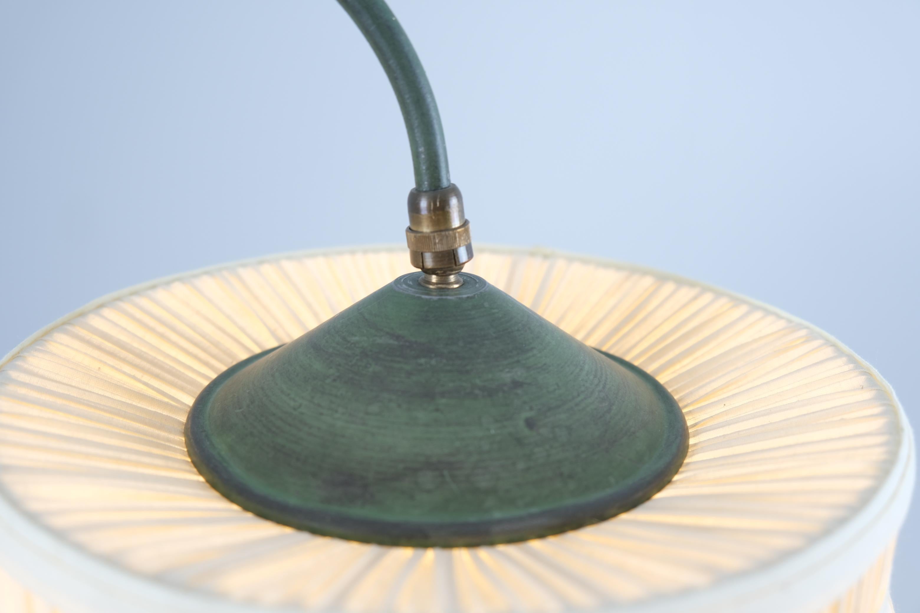Lampadaire en fer forgé Antti Hakkarainen, milieu du 20e siècle Bon état - En vente à Helsinki, FI
