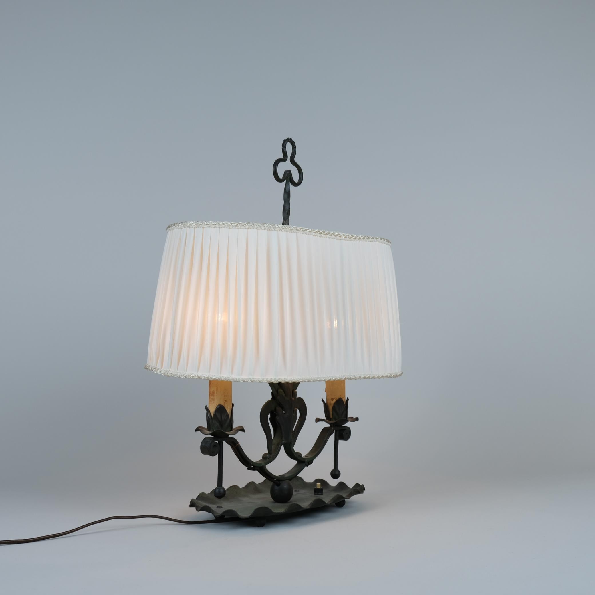 Scandinavian Modern Antti Hakkarainen Wrought Iron Table Lamp 789, Taidetakamo A. Hakkarainen 1930s For Sale