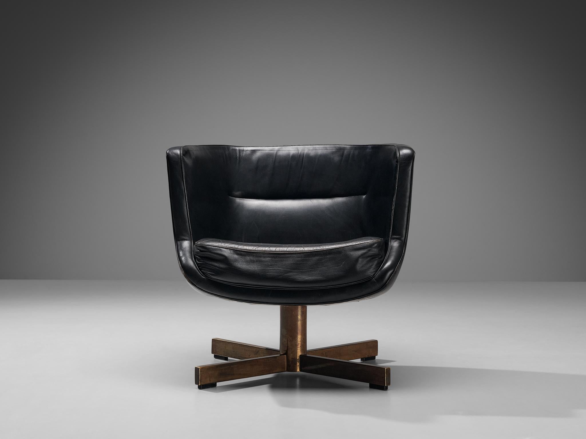 Antti Nurmesniemi Pair of Custom Made Lounge Chairs in Black Leather 2