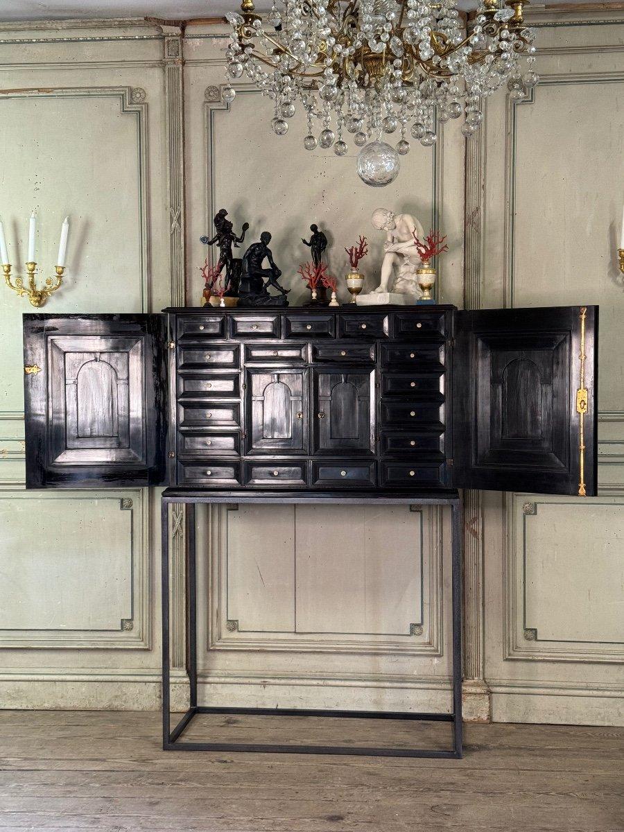 Antwerp Cabinet In Ebony And Bone, 17th Century For Sale 3