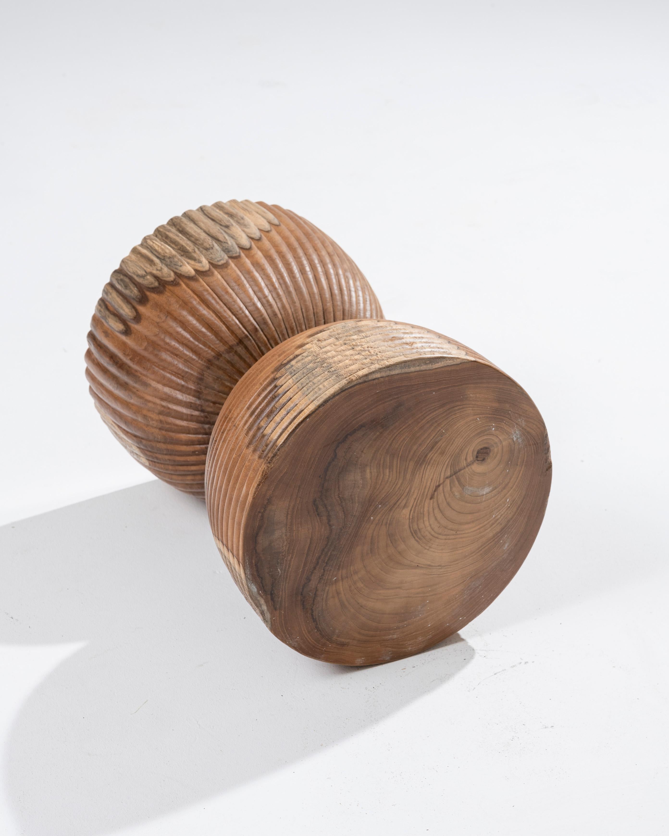 Tabouret en bois Anuk 3