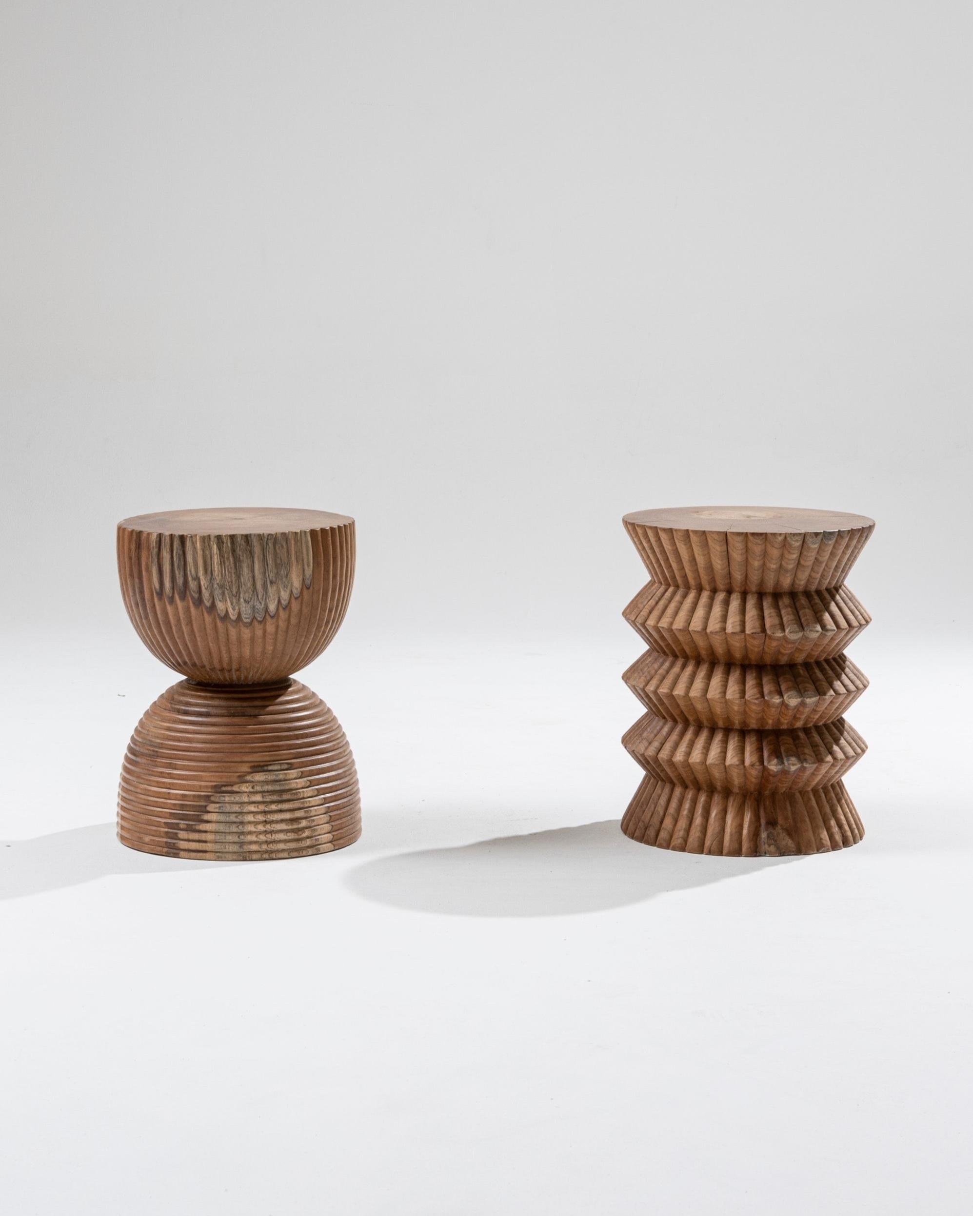 Tabouret en bois Anuk 4
