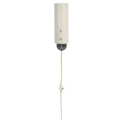 Anvia Mid-Century Linear White Enameled Metal Wall Sconce with Brass Accents