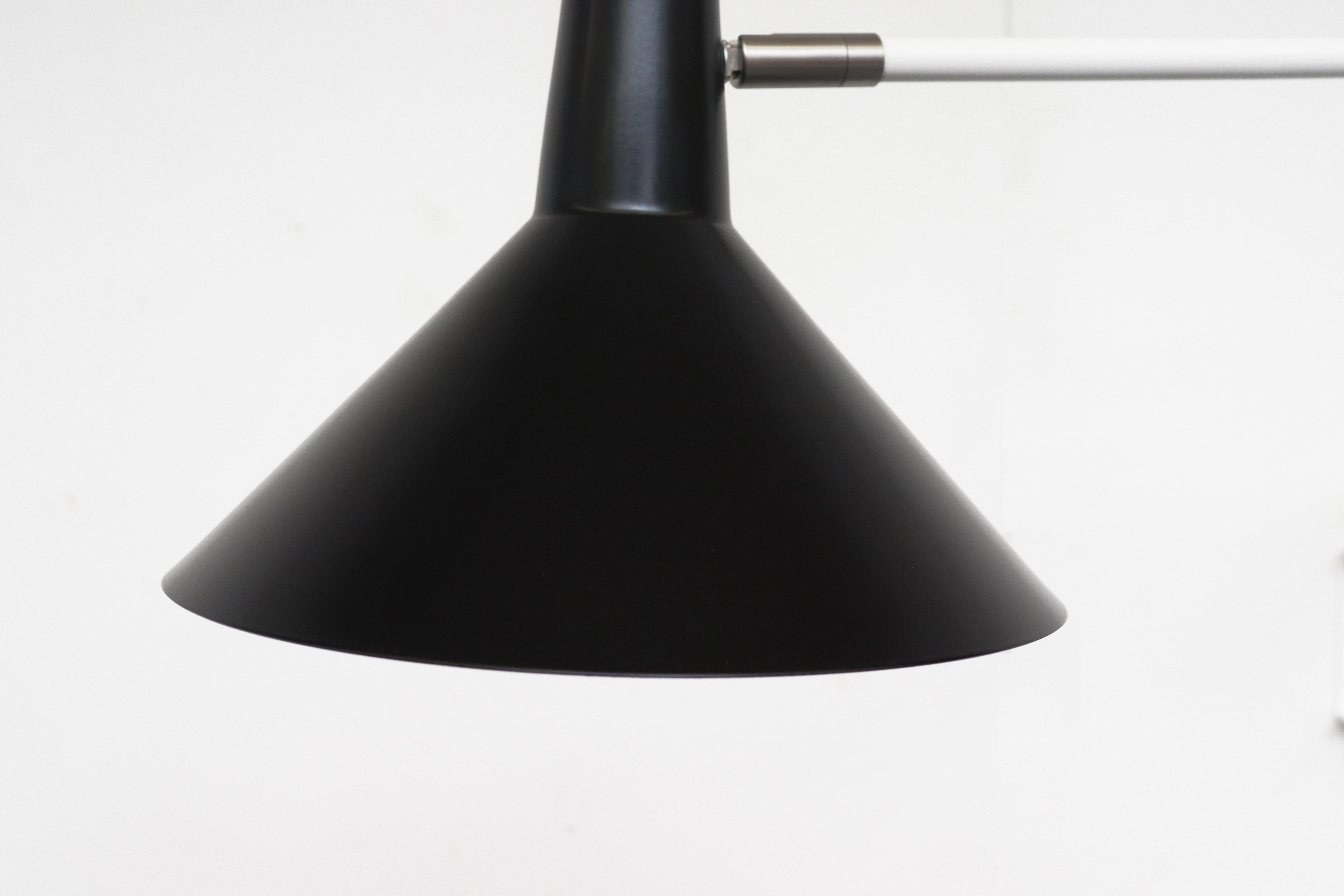 Dutch Anvia 'The Paper Clip' Swinging Wall Lamp in Black & White by Jan Hoogervorst For Sale