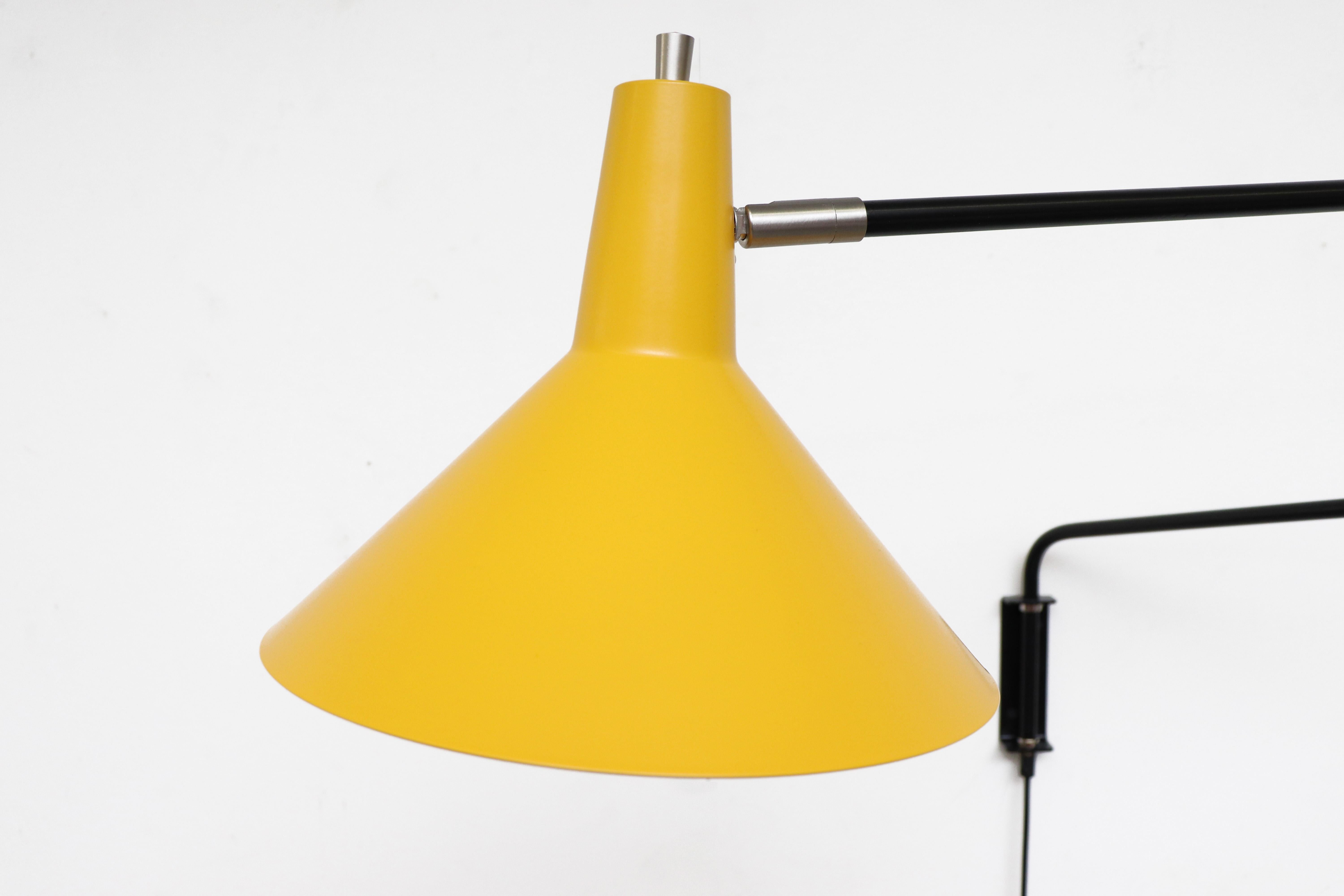Mid-Century Modern Anvia 'The Paper Clip' Wall Lamp in Yellow