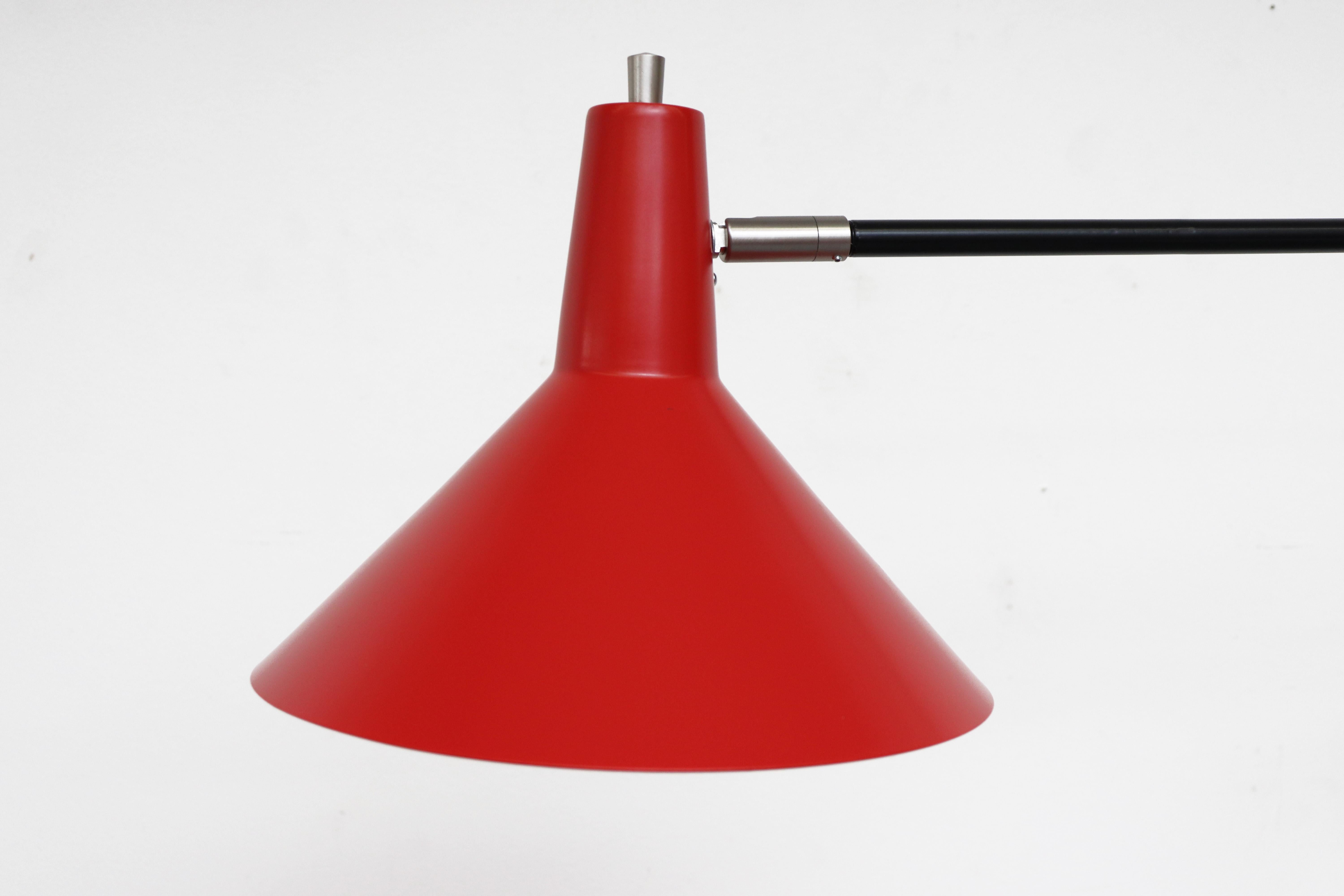 Contemporary Anvia 'the Paper Clip' Wall Lamp Red