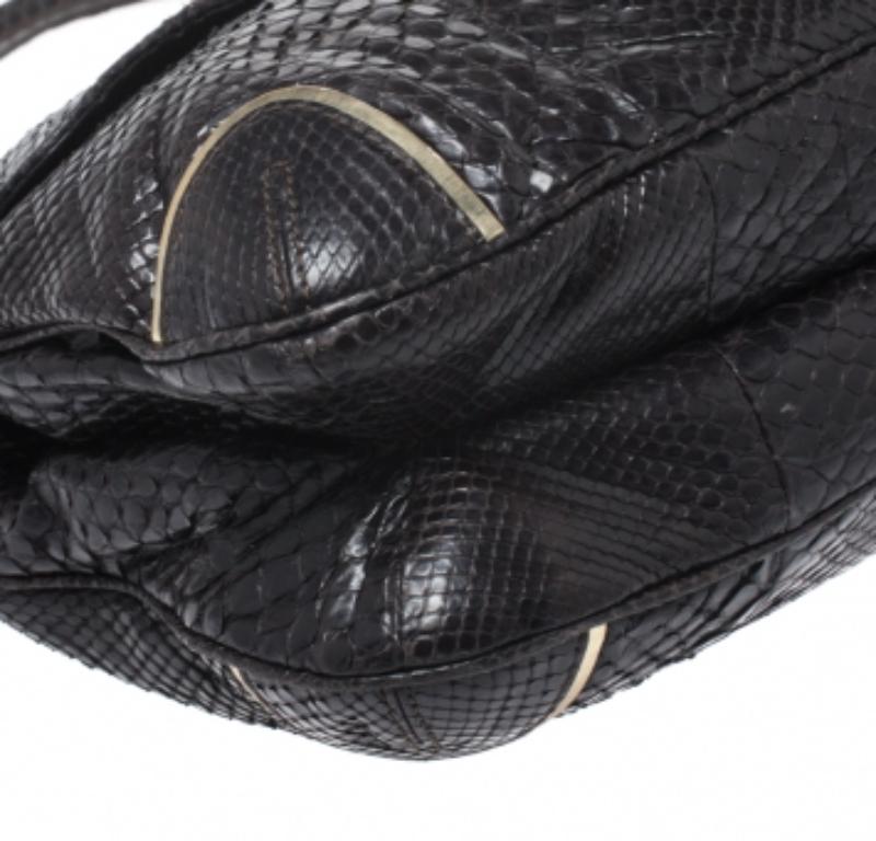 Anya Hindmarch Sac à bandoulière en cuir de python marron foncé en vente 1
