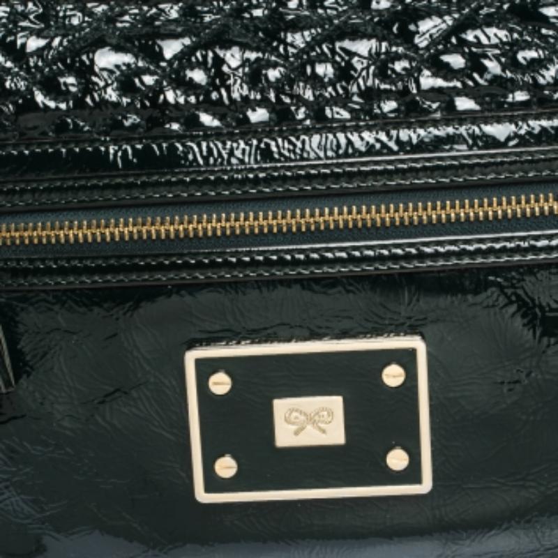 Anya Hindmarch Fourre-tout vert foncé en cuir verni avec logo d'art État moyen - En vente à Dubai, Al Qouz 2