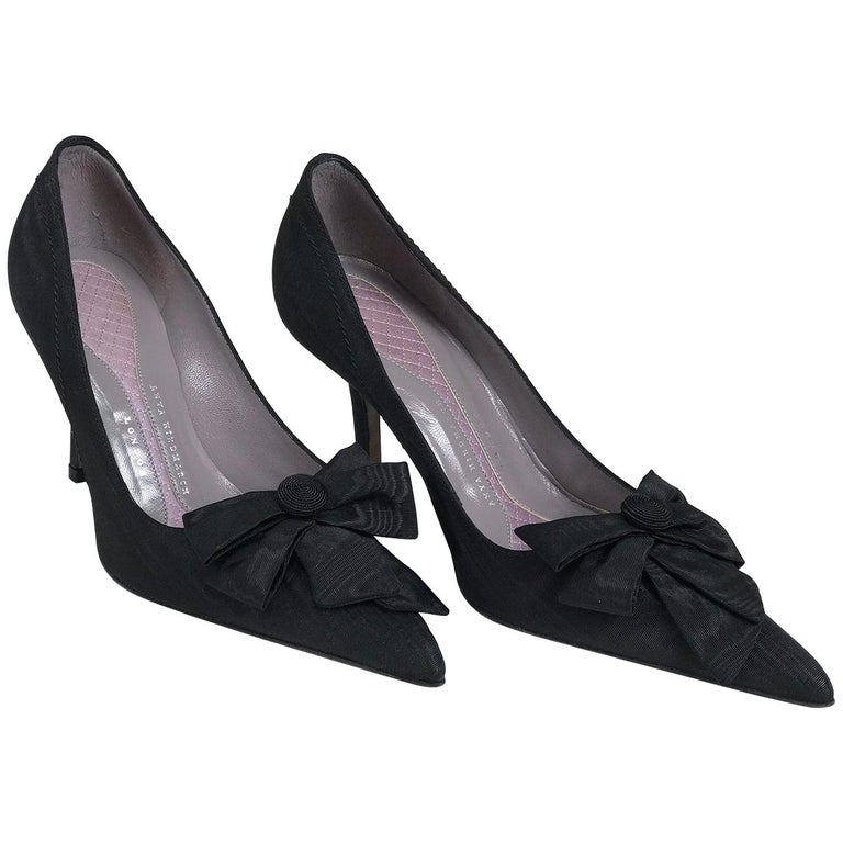 Anya Hindmarch Jose Black Moire Bow Front High Heel Pumps 36 1/2 For Sale at 1stDibs black