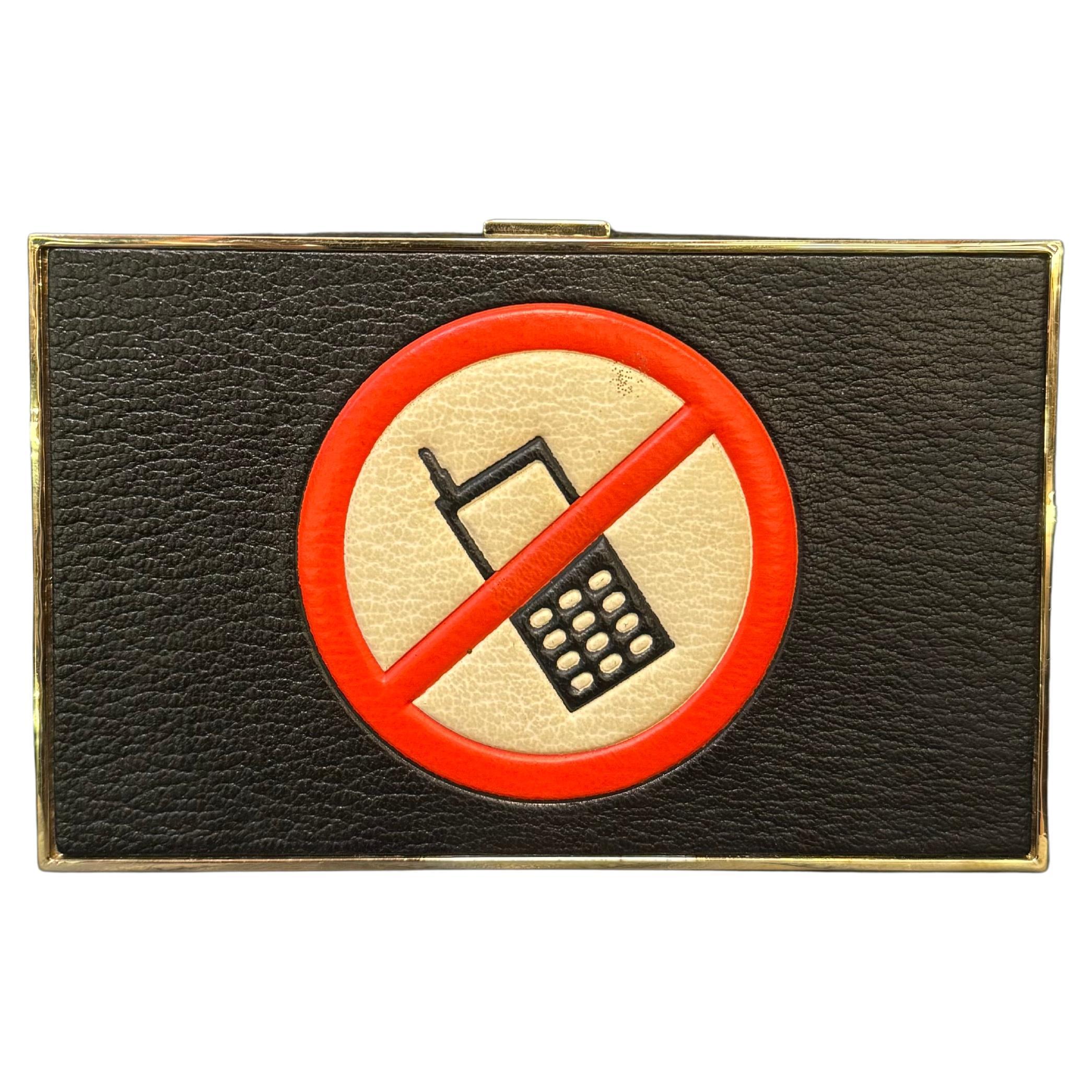 Anya Hindmarch - Pochette de soirée en cuir sans chaîne pour téléphone portable en vente