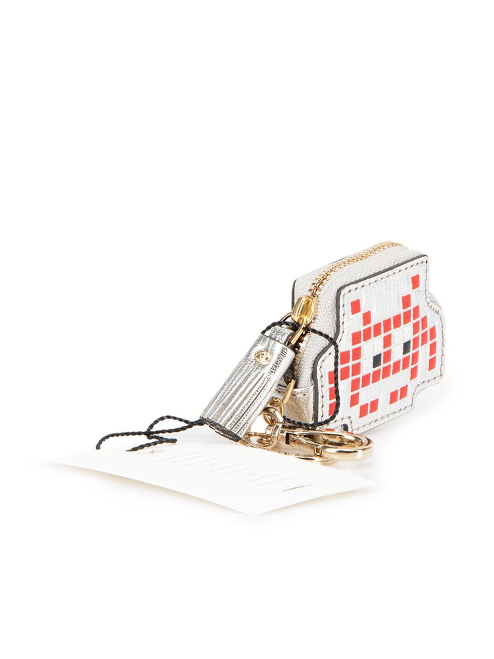 CONDITION is Never worn, with tags. No visible wear to pouch is evident on this new Anya Hindmarch designer resale item. This item includes the original dustbag and box.



Details


Silver

Leather

Mini coin pouch

Space invader design in red

Zip