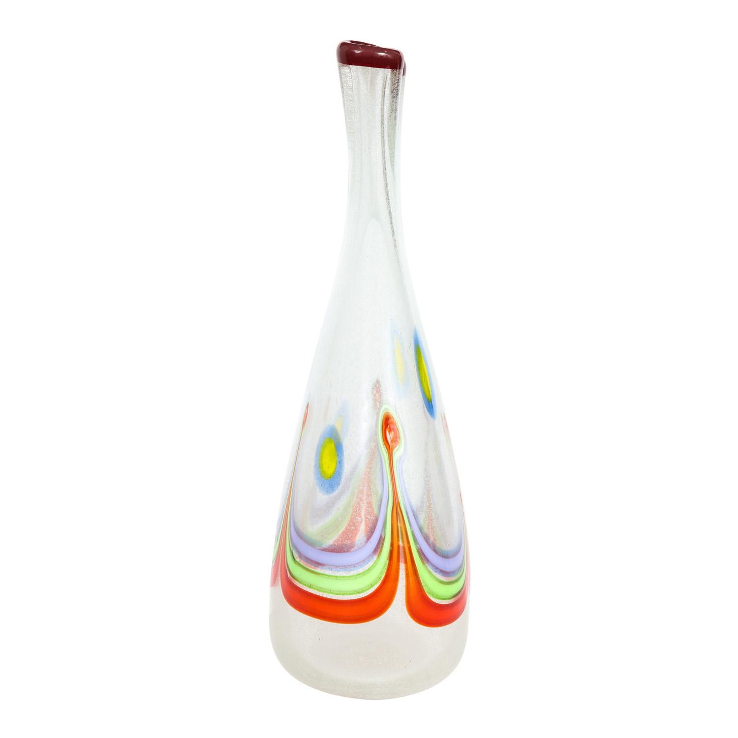 Vase aus mundgeblasenem Glas mit mehrfarbigen Stäben und Murrhinen aus der Serie Pavone von Anzolo Fuga für Arte Vetraria Muranese (A.V.E.M.), Murano Italien 1957-60. Die Farbkombination sowie das Design und die Ausführung sind umwerfend.