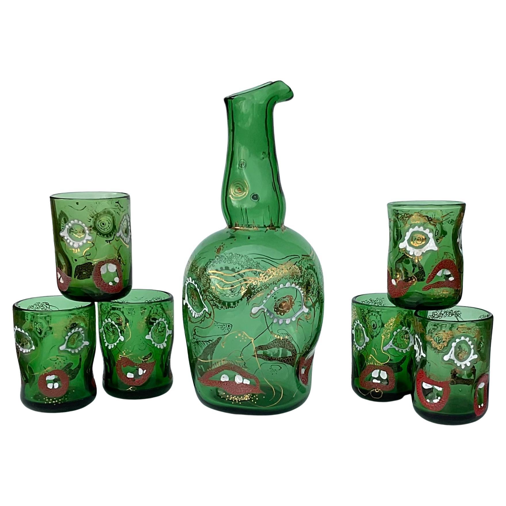 Anzolo Fuga Juego de vasos y jarra de cristal de Murano con caras grotescas esmaltadas