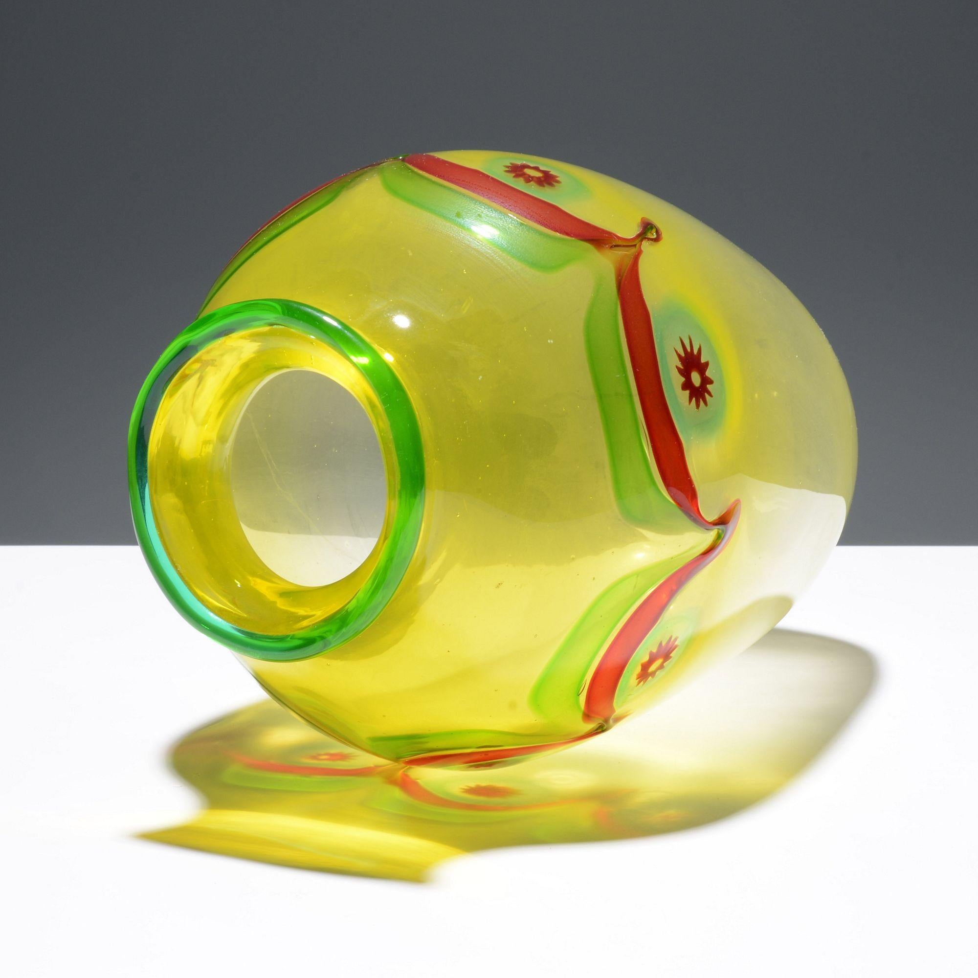 20th Century Anzolo Fuga PAVONE / MURRINE INCATENATE Series Vase, 12.75