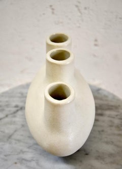 Aortic Vessel by Simone Bodmer-Turner, White Ceramic Stoneware