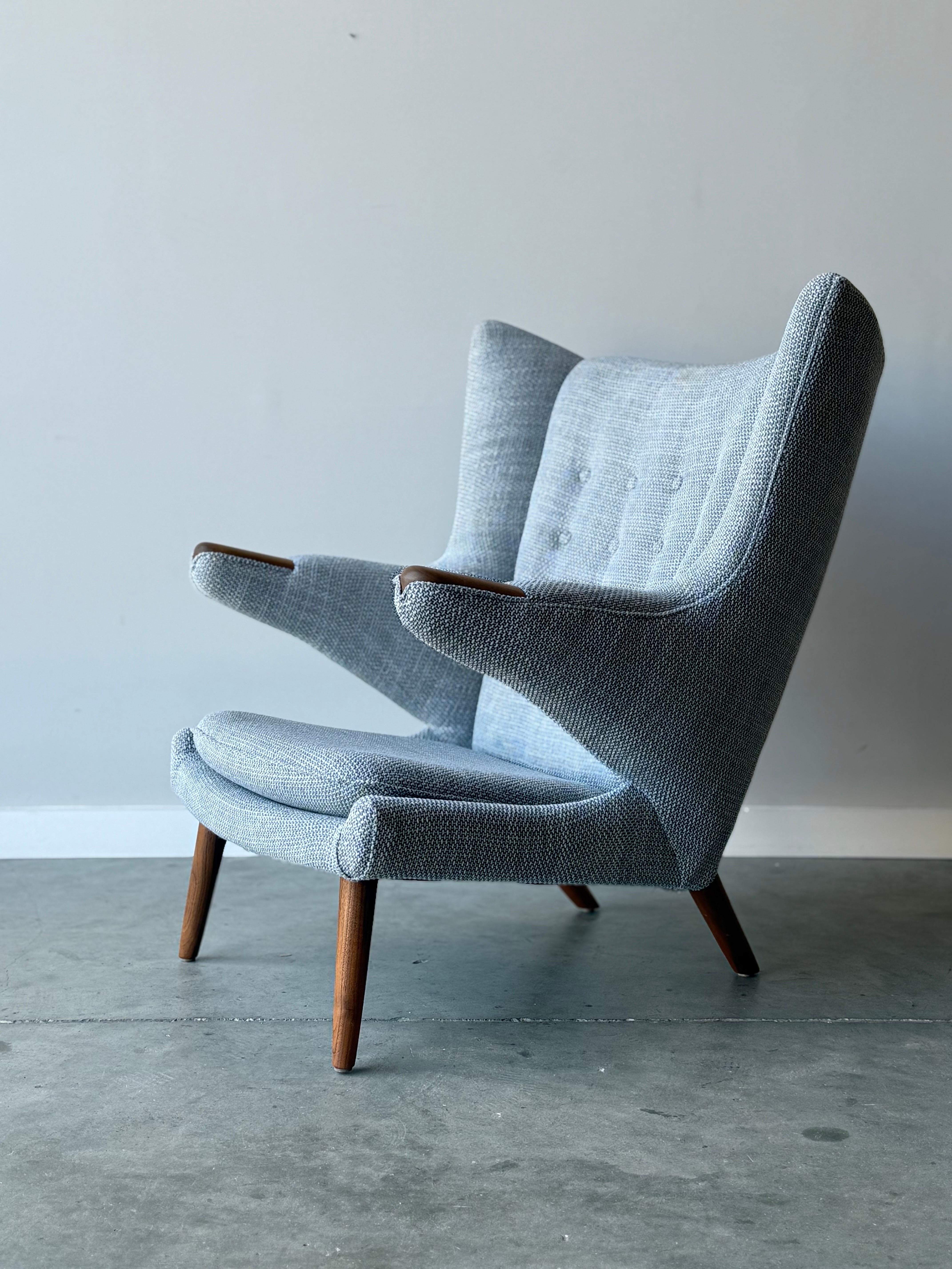 AP-19 Papa Bear Chair and Ottoman by Hans J. Wegner & Manufactured by Modernica In Good Condition In Raleigh, NC