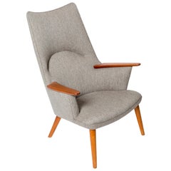 Hans J. Wegner “AP-27” Lounge Chair