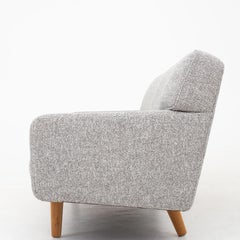 AP 33 Sofa by Hans J. Wegner