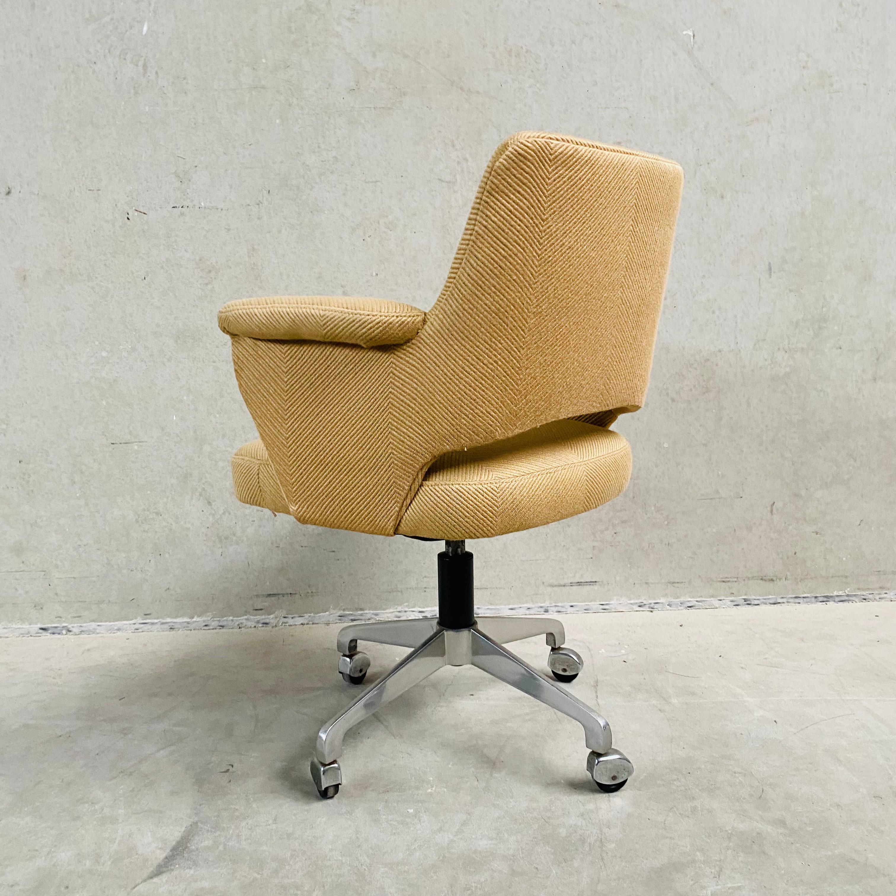 Dutch AP Originals Swiffle Desk Chair by Hein Salomonson 1960 For Sale