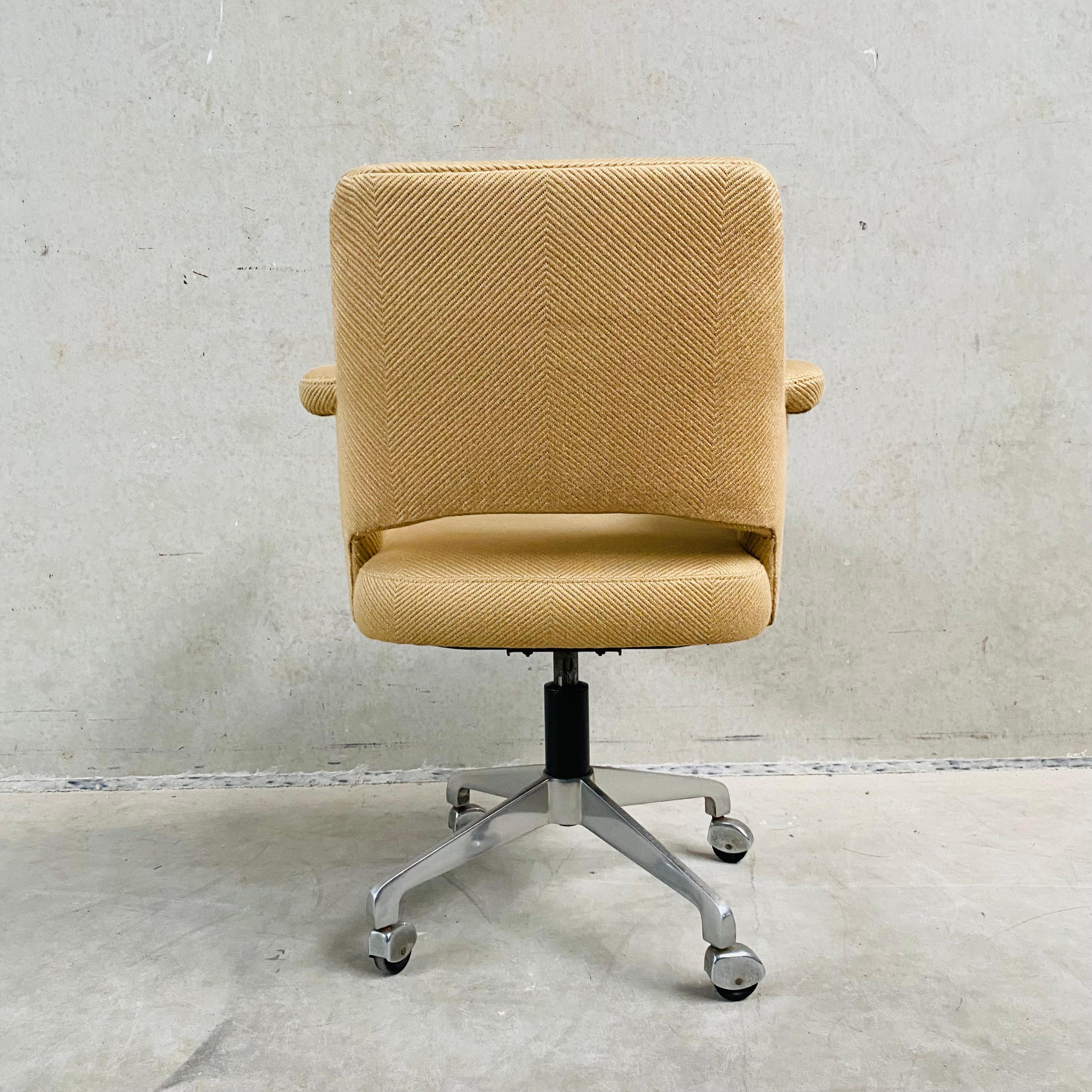 Mid-20th Century AP Originals Swiffle Desk Chair by Hein Salomonson 1960 For Sale