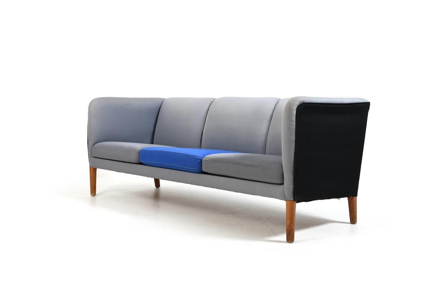 Divano AP18 di Hans J. Wegner per AP Stolen 1950 In condizioni buone in vendita a Handewitt, DE