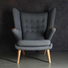 AP19 Papa Bear Chair by Hans J. Wegner