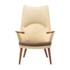 AP27 Mama Bear Armchair by Hans J. Wegner for AP Stolen, 1960s Original Fabric
