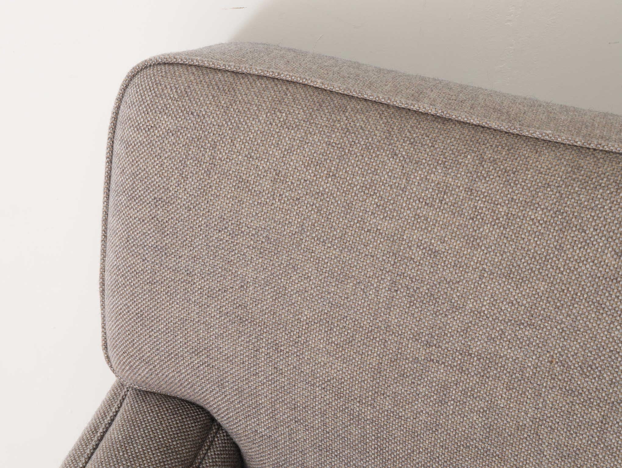 Sofá AP32 de Hans J. Wegner en venta 1
