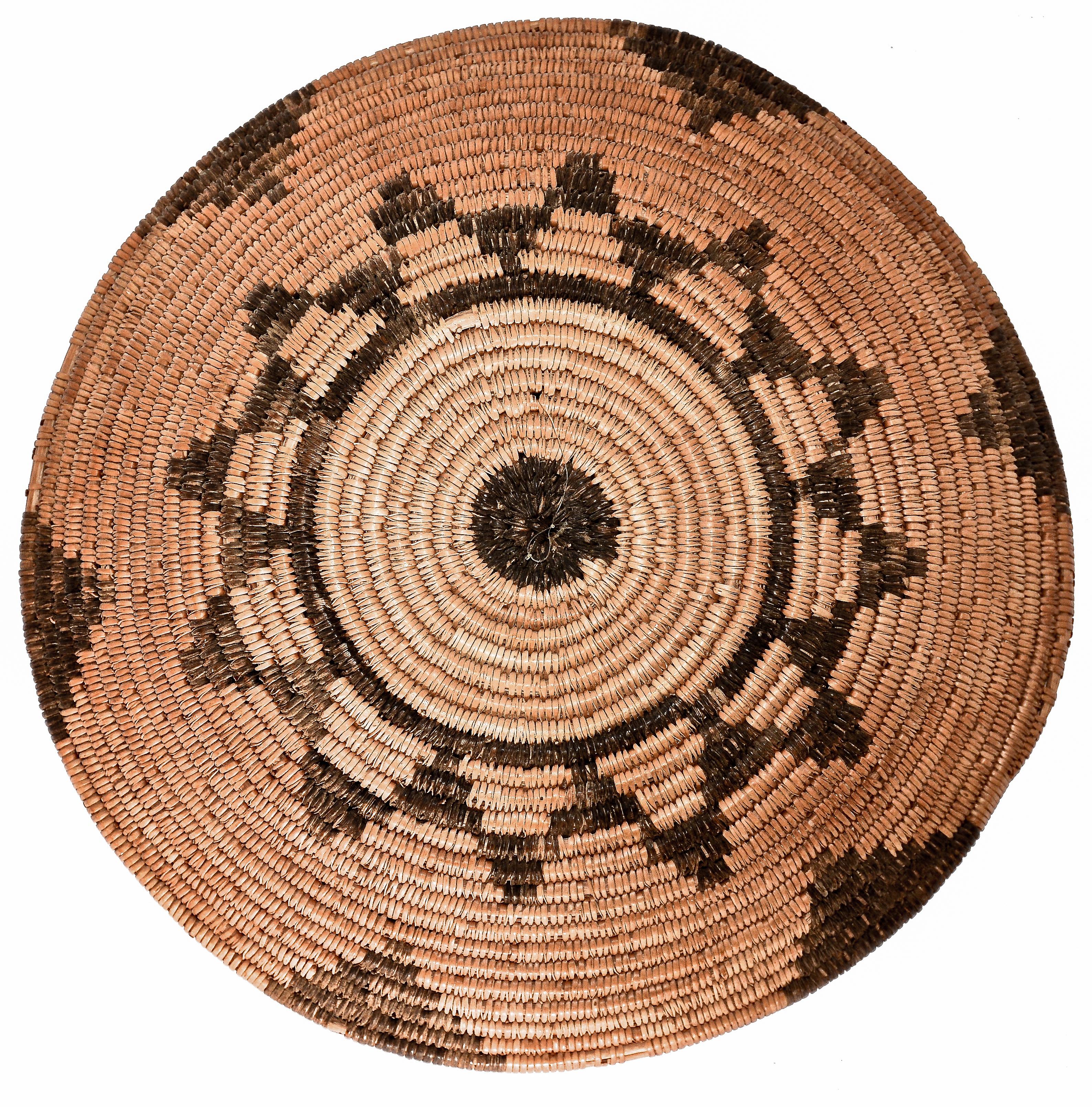 American Apache Basketry Tray with 12 Point Star Design, 1900 For Sale