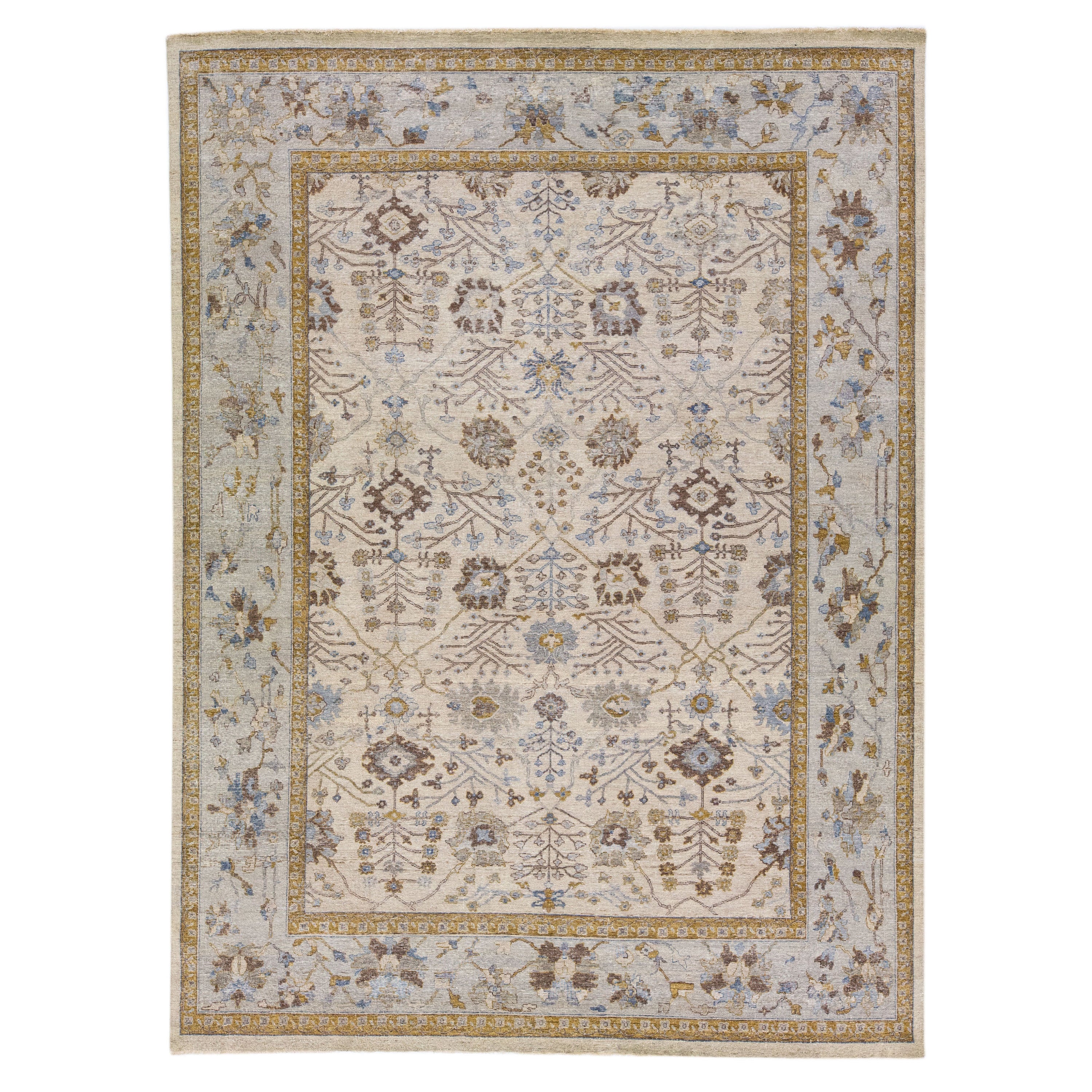 Apadana's Artisan Collection Beige Handgefertigter geblümter indischer Wollteppich