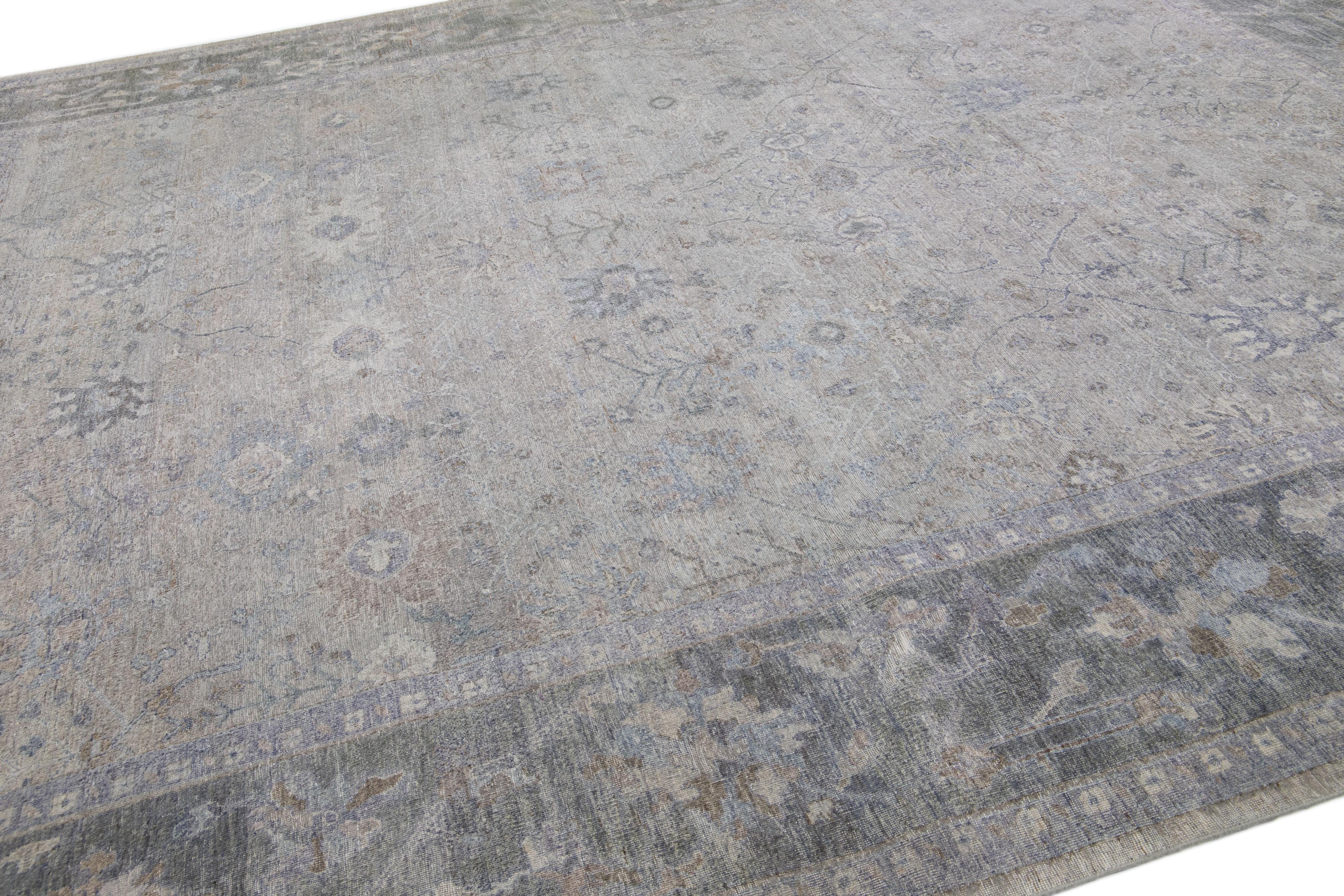 Colección Artesana de Apadana Alfombra de Lana India Floral Gris Claro Hecha a Mano en Nuevo estado para la venta en Norwalk, CT