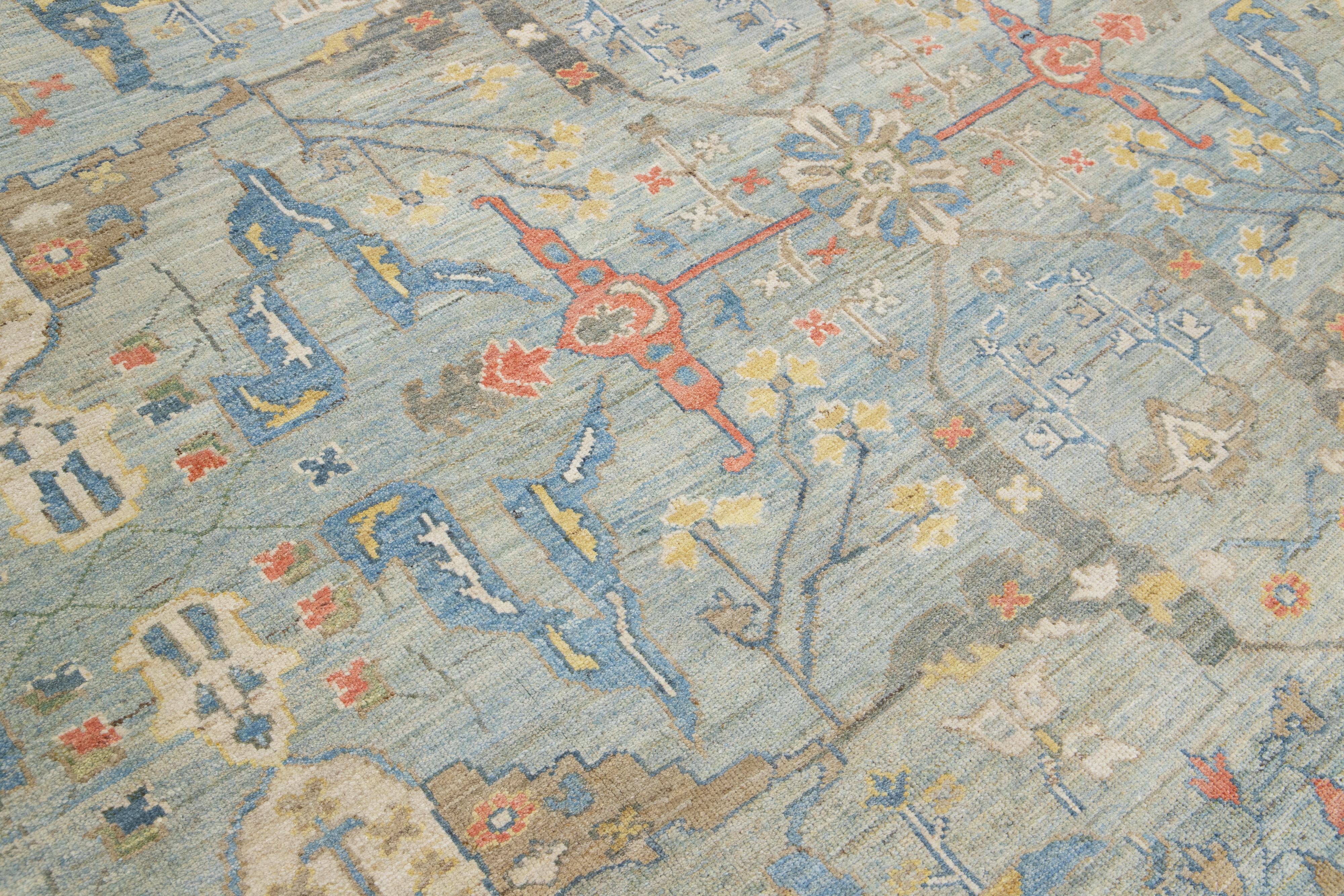 Tapis contemporain en laine Sultanabad d'Apadana, fait à la main en bleu avec motif allover Neuf - En vente à Norwalk, CT