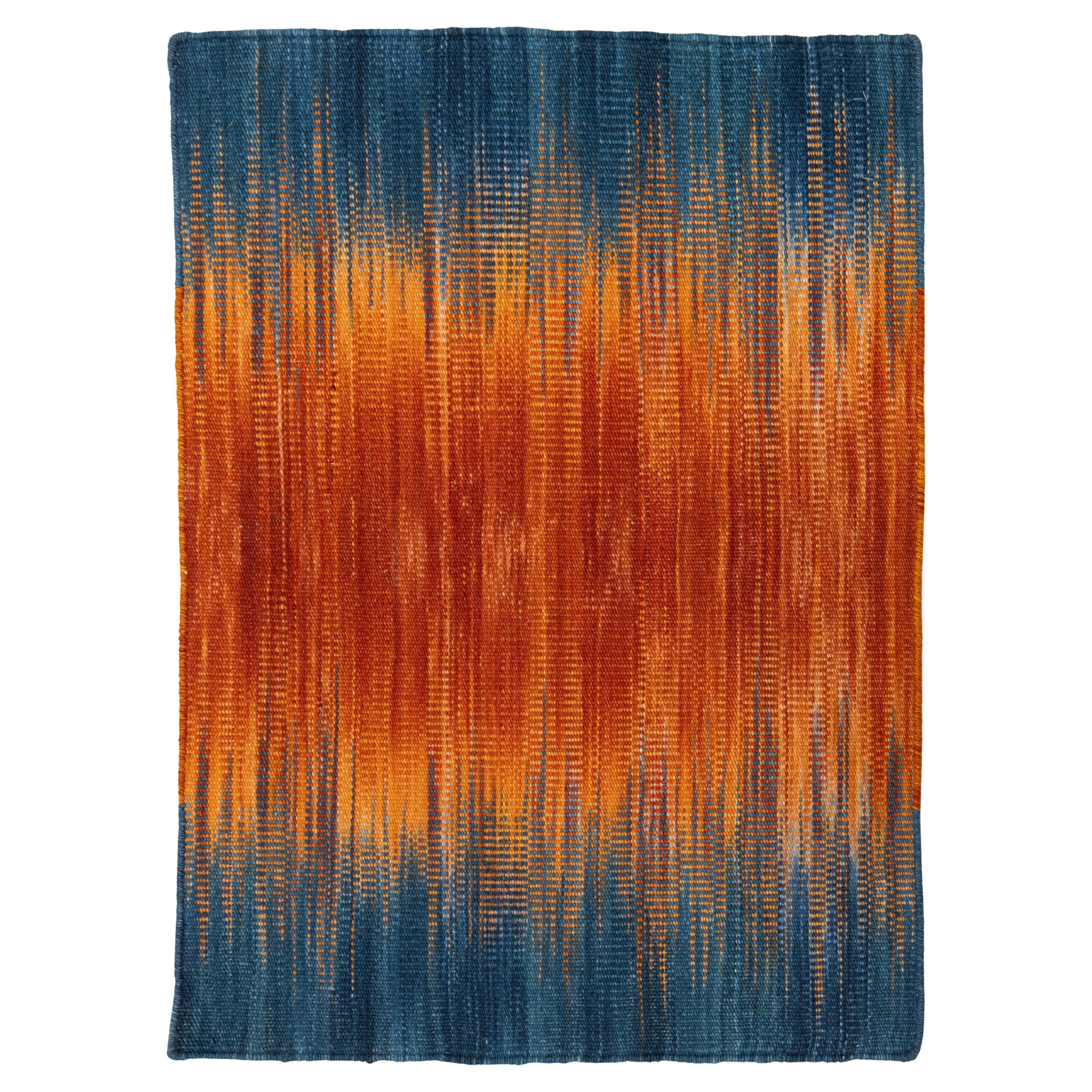 Rug & Kilim personalizzato in lana neozelandese a trama piatta di Apadana in arancione e blu in vendita