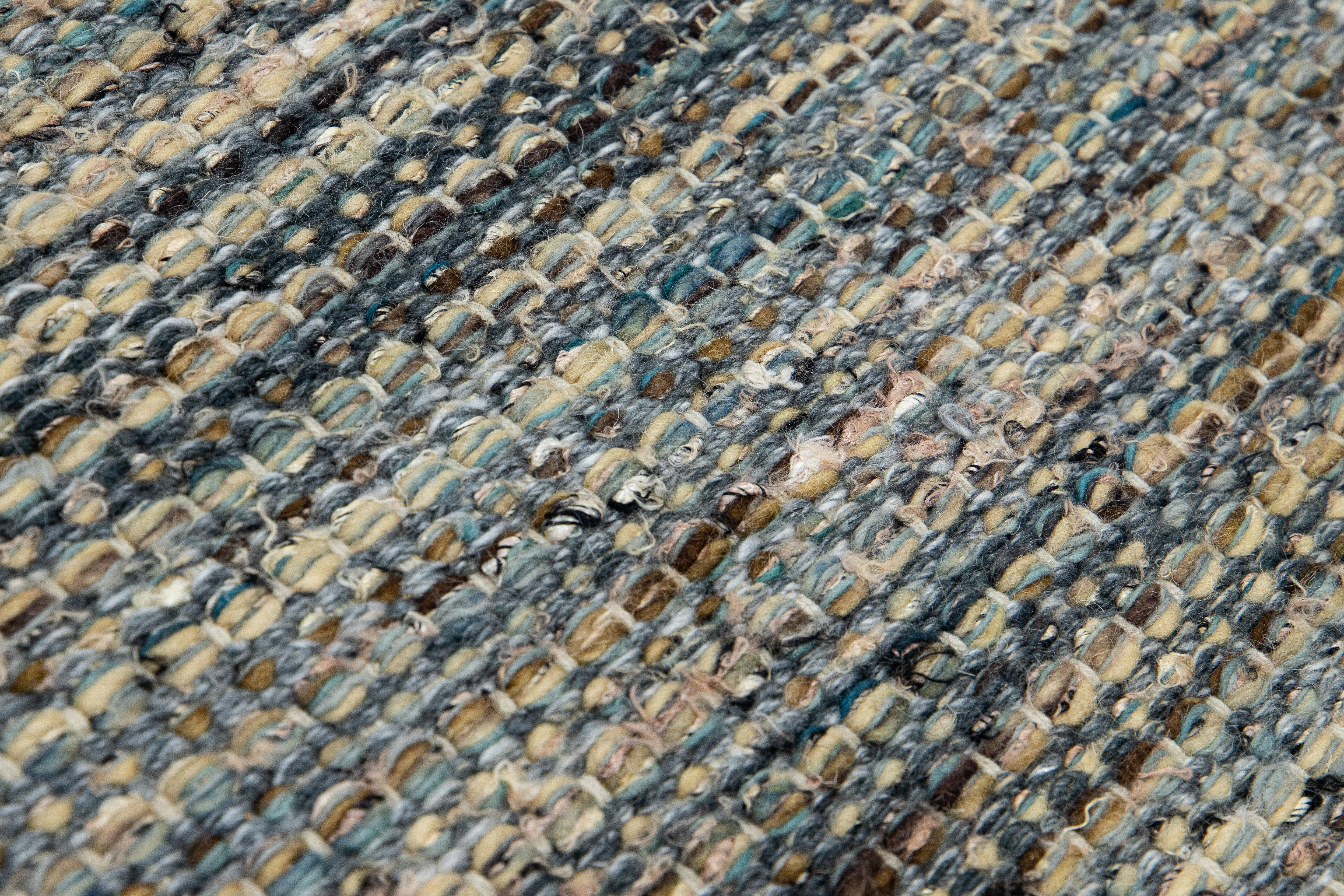 Apadana Flatweave-Wollteppich im Kelim-Stil, mehrfarbig, maßgefertigt im Zustand „Neu“ im Angebot in Norwalk, CT