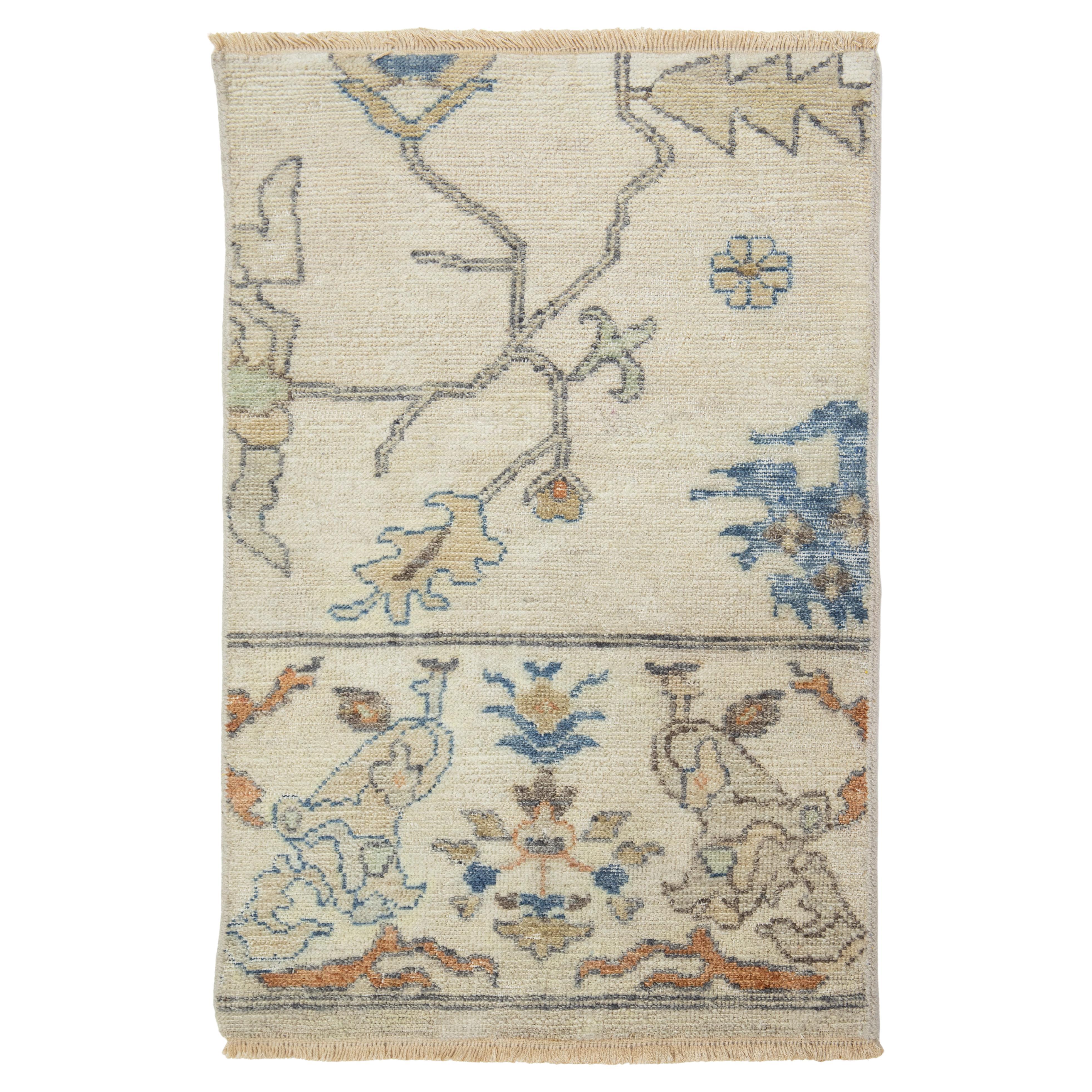 Apadana's Moderner türkischer Oushak-Wollteppich in Beige, maßgefertigt