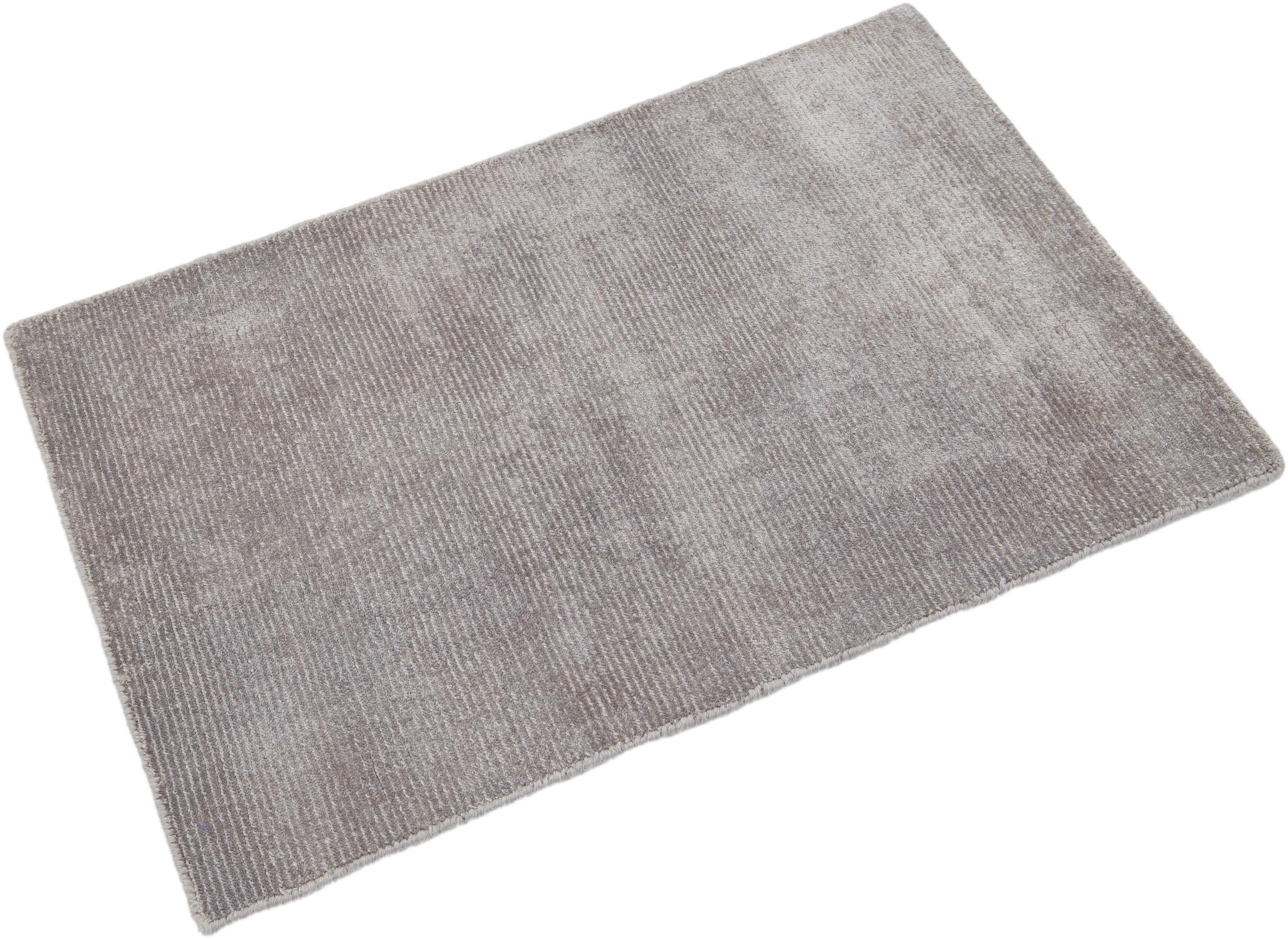 Annodato a mano Tappeto in seta personalizzato Collection'S Modern Desert di Apadana in vendita