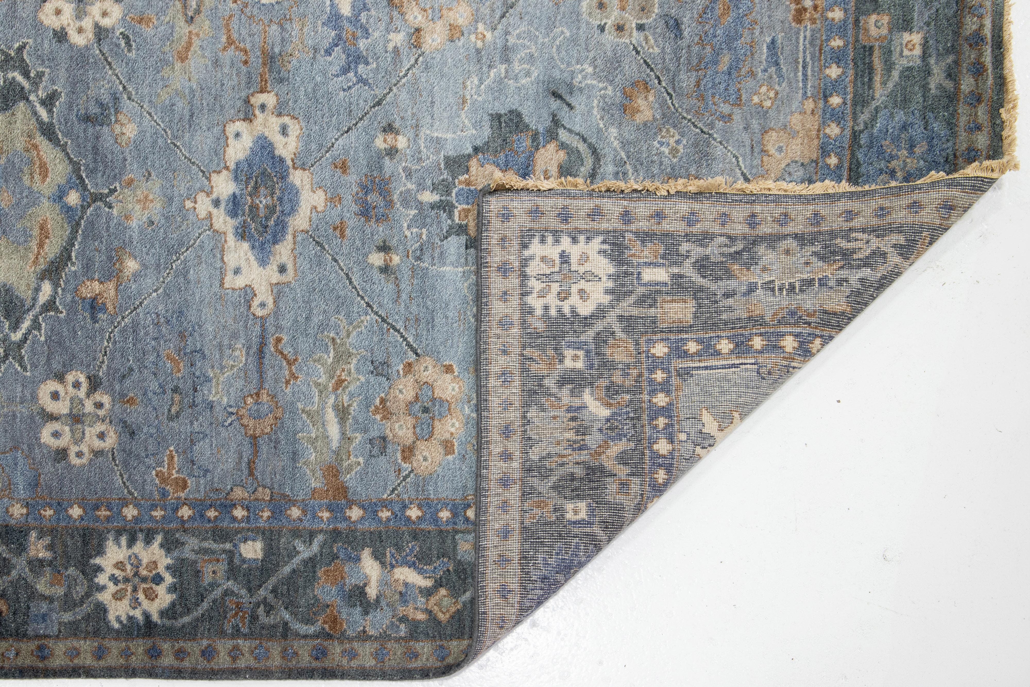 Indiano Runner in lana indiano fatto a mano in stile Mahal moderno di Apadana in blu in vendita